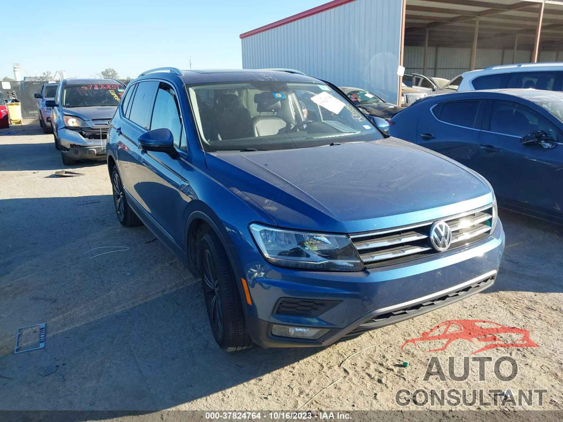 VOLKSWAGEN TIGUAN 2018 - 3VV3B7AX5JM034320