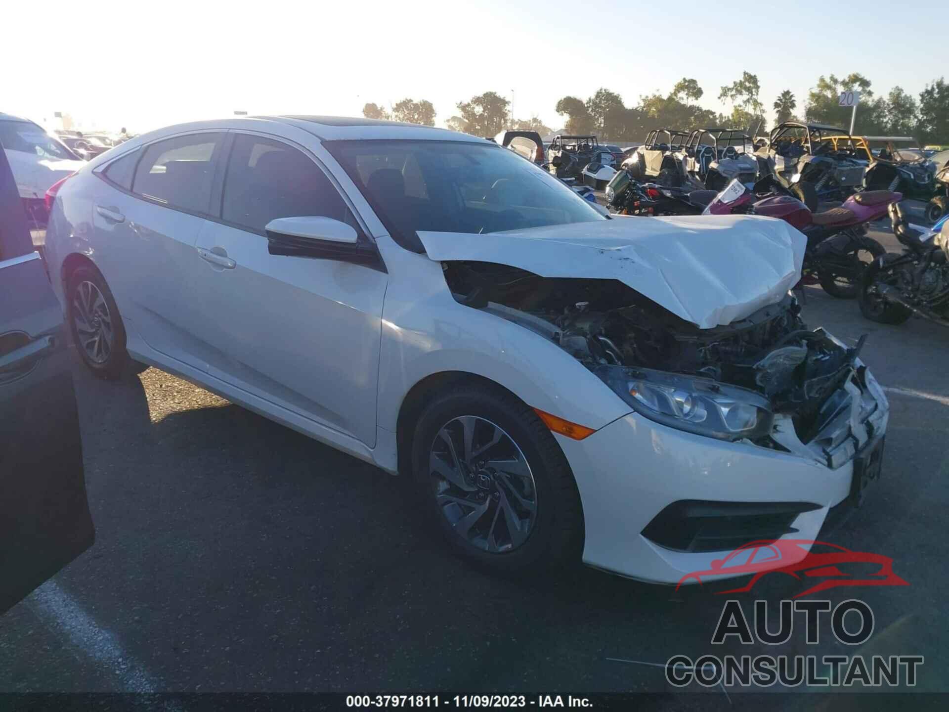 HONDA CIVIC 2018 - 2HGFC2F73JH542662