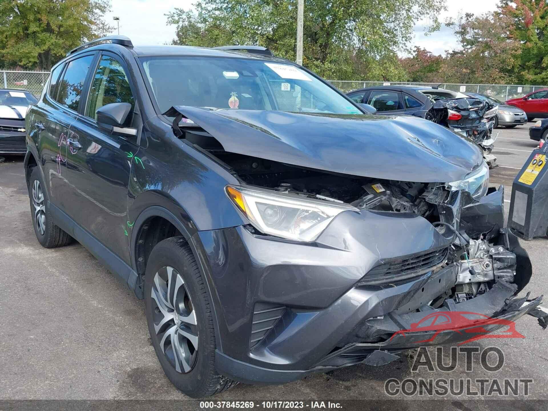 TOYOTA RAV4 2018 - JTMBFREV3JJ191098