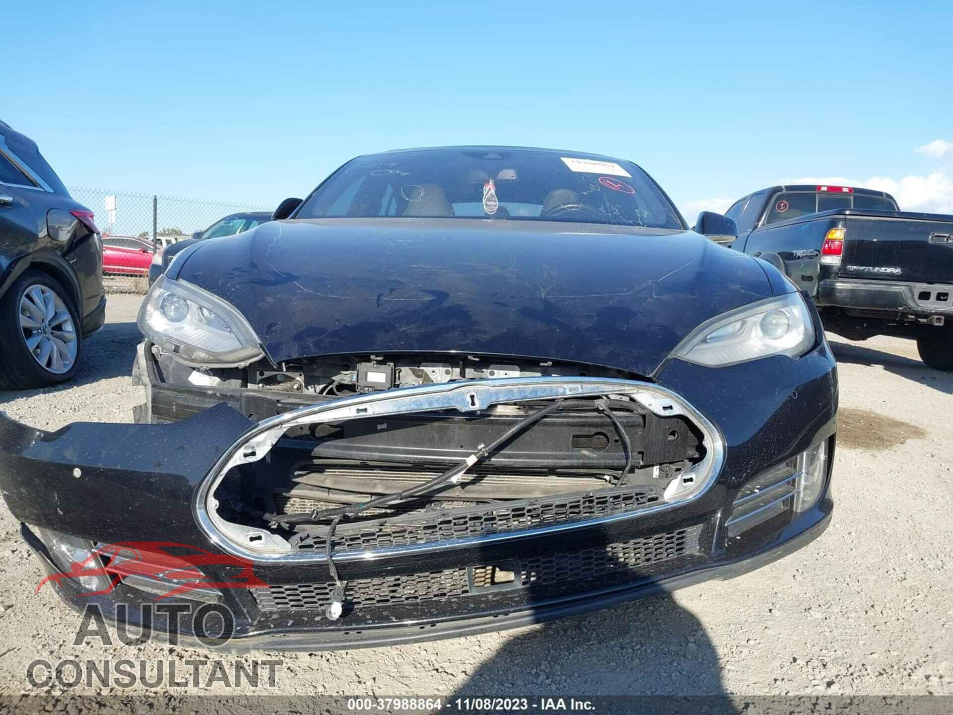 TESLA MODEL S 2016 - 5YJSA1E18GF125899