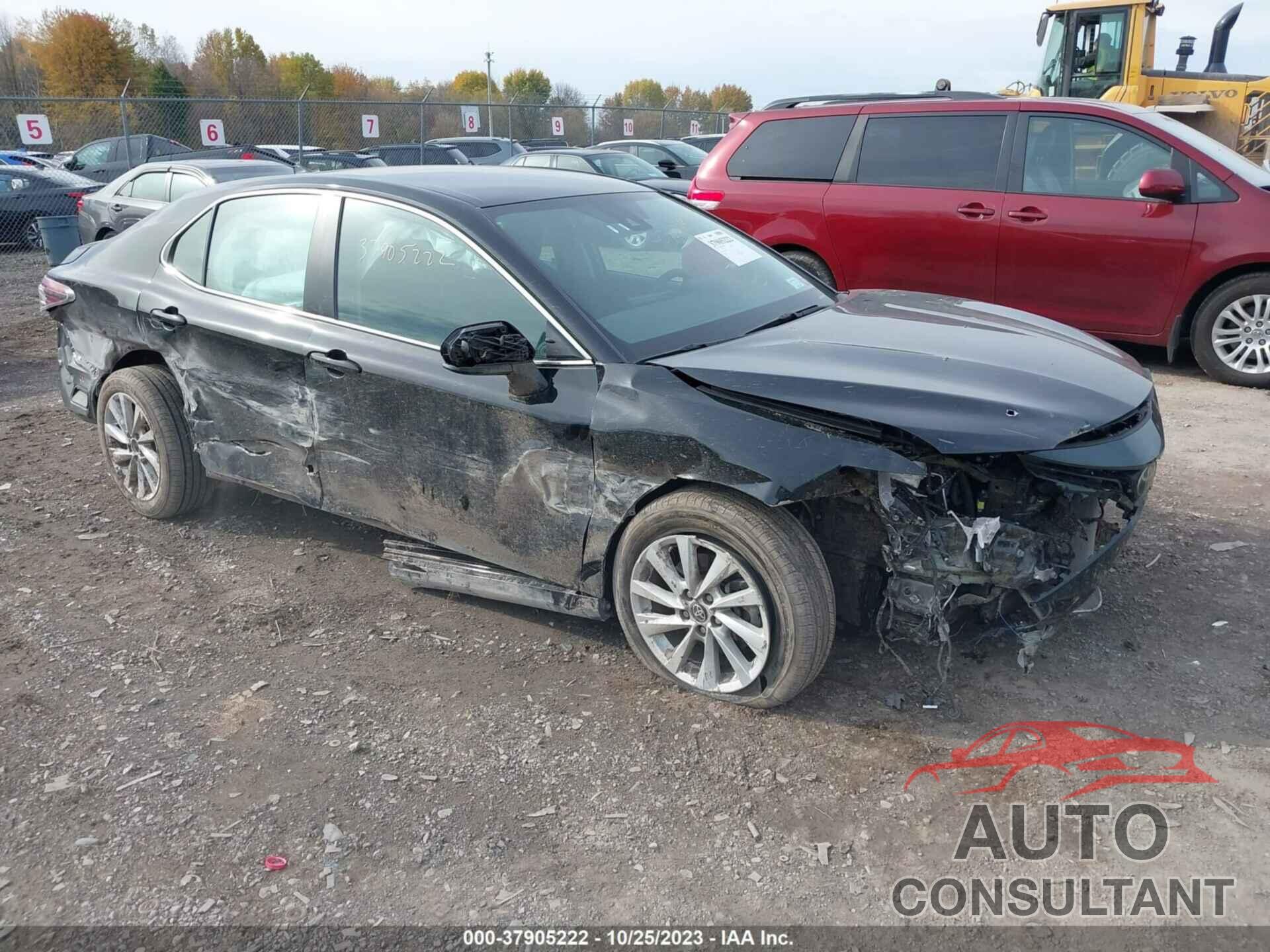 TOYOTA CAMRY 2022 - 4T1C11BK4NU060423