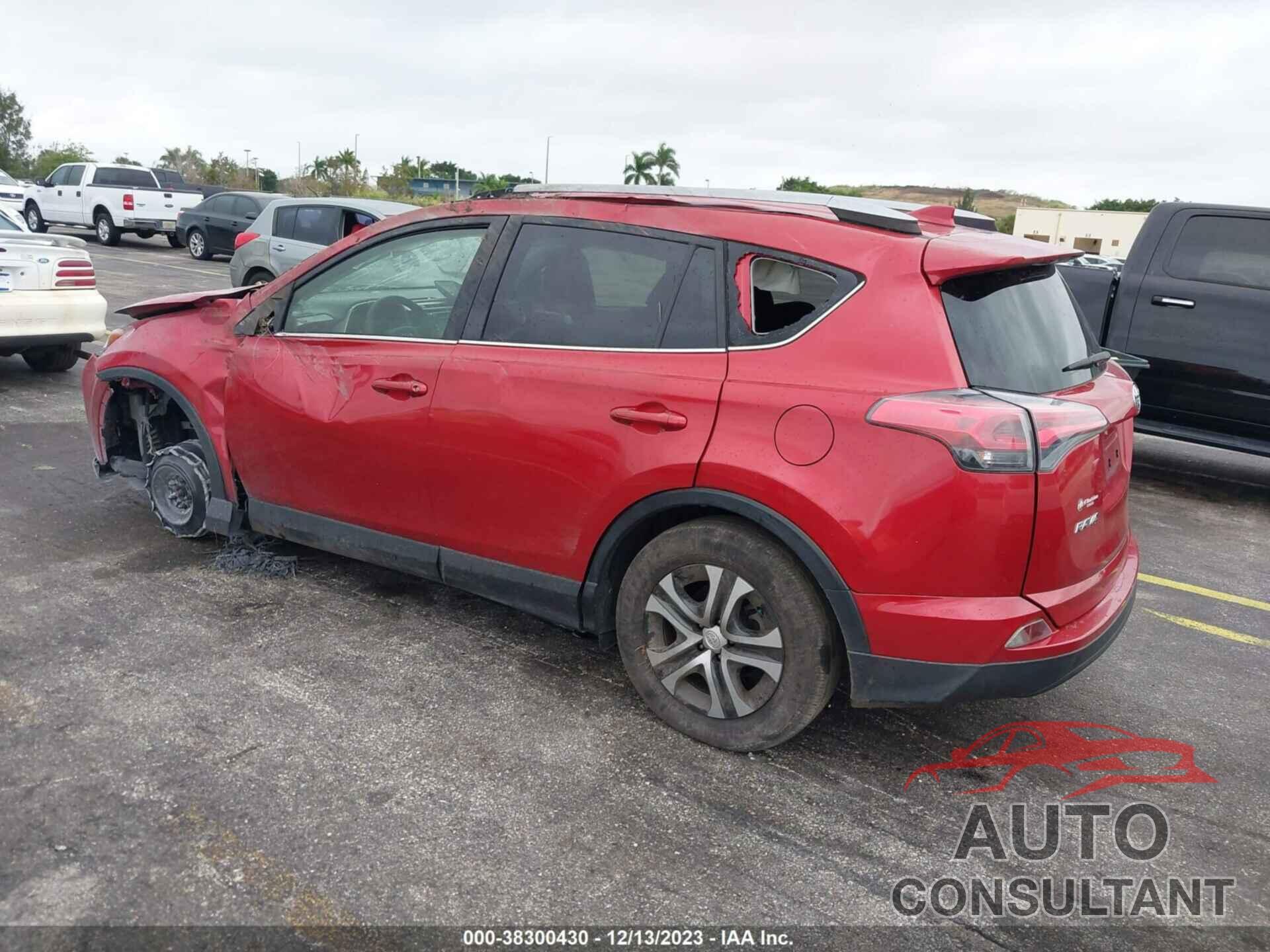 TOYOTA RAV4 2017 - JTMZFREV1HJ109815