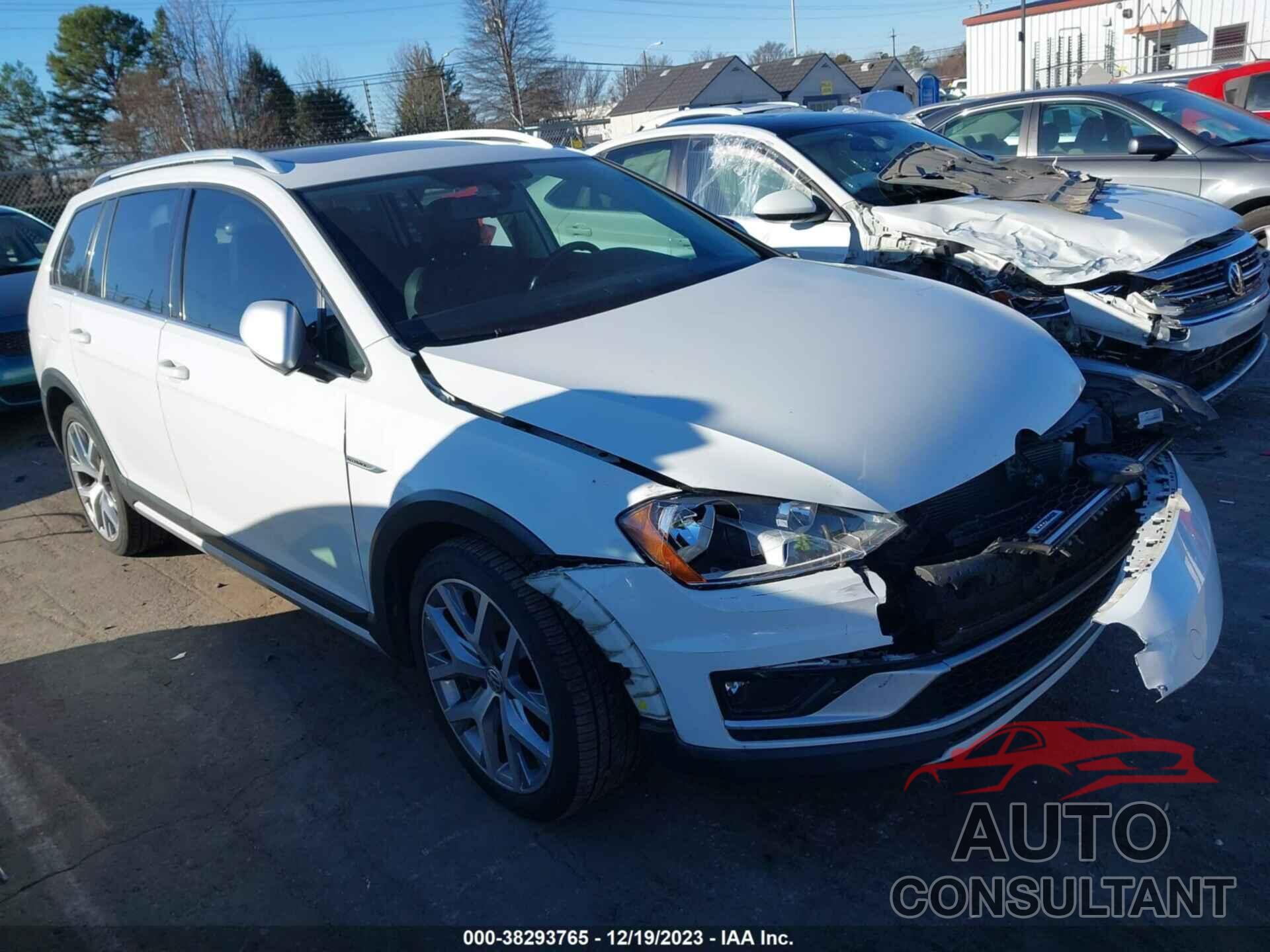 VOLKSWAGEN GOLF ALLTRACK 2017 - 3VWH17AUXHM540763