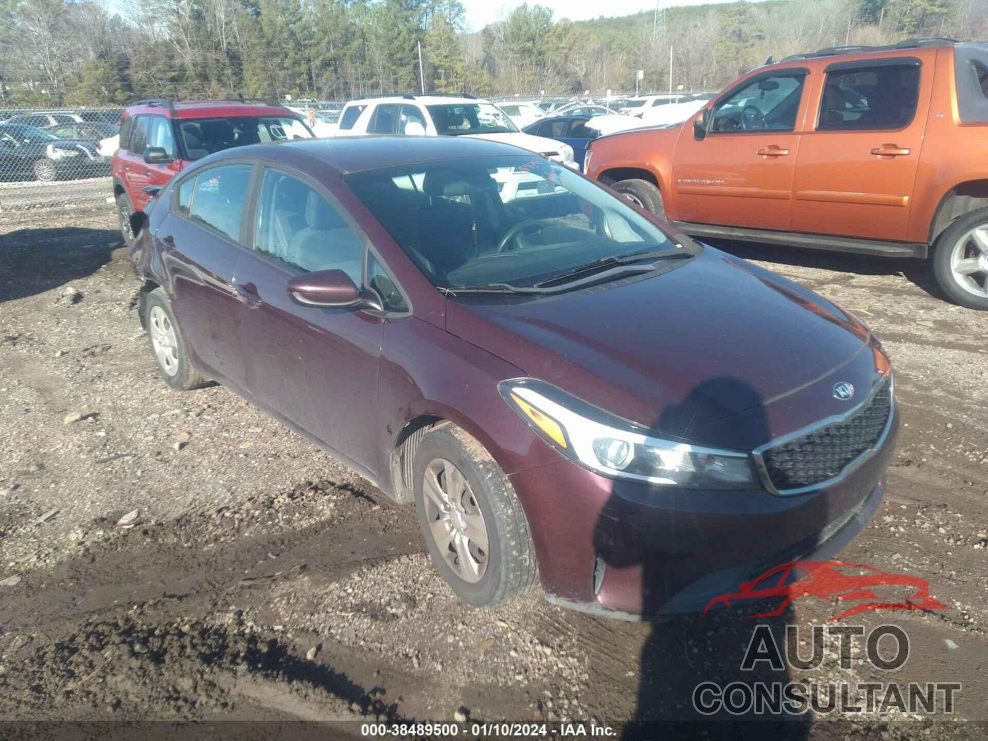 KIA FORTE 2018 - 3KPFL4A79JE255906