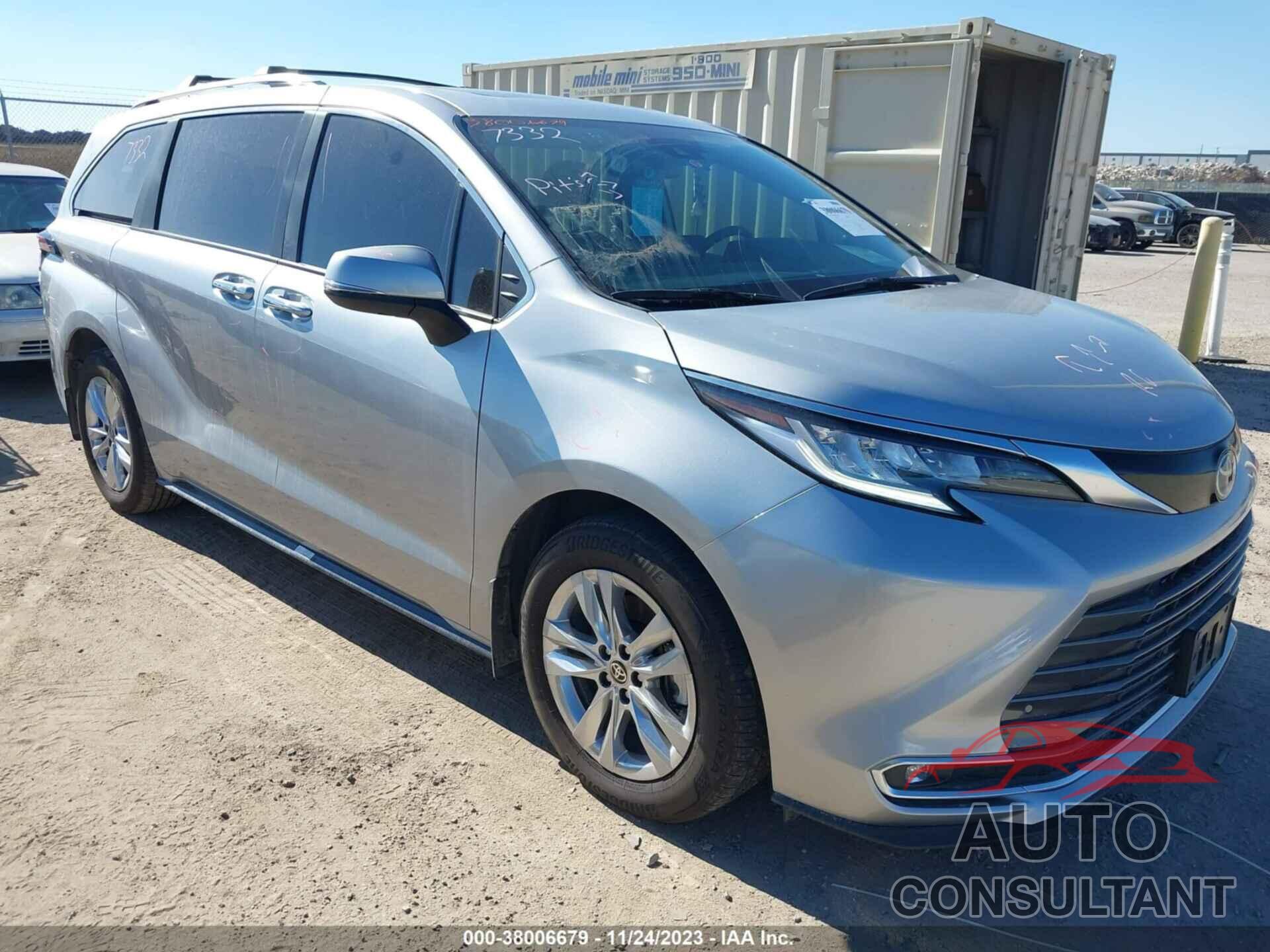 TOYOTA SIENNA 2022 - 5TDZRKEC8NS111346