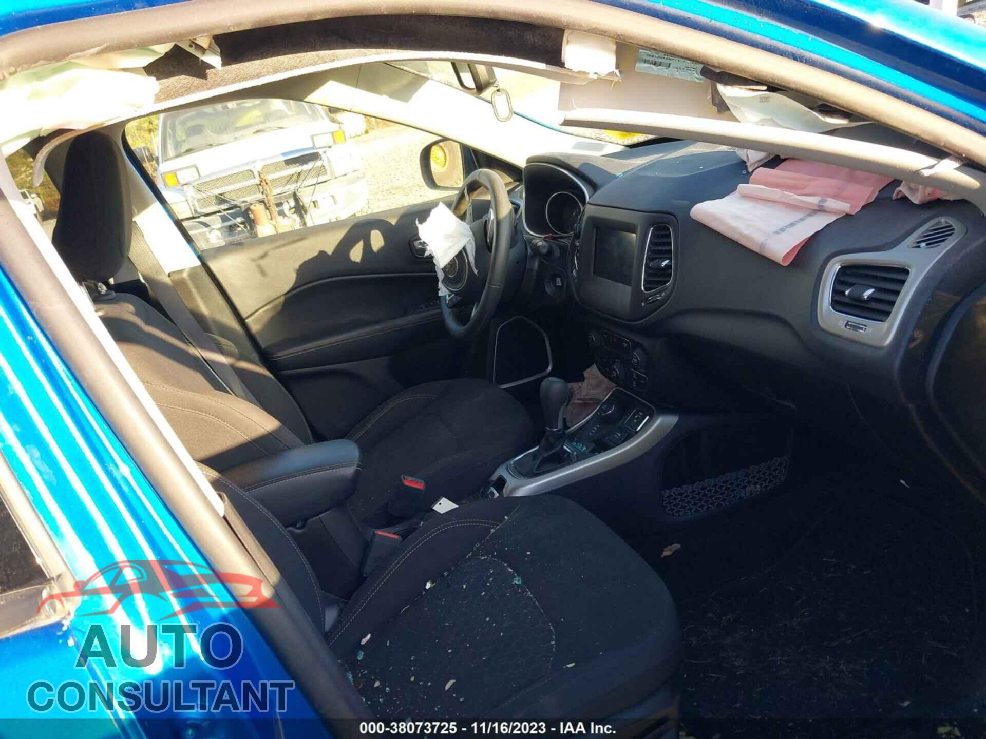 JEEP COMPASS 2020 - 3C4NJDAB2LT112302
