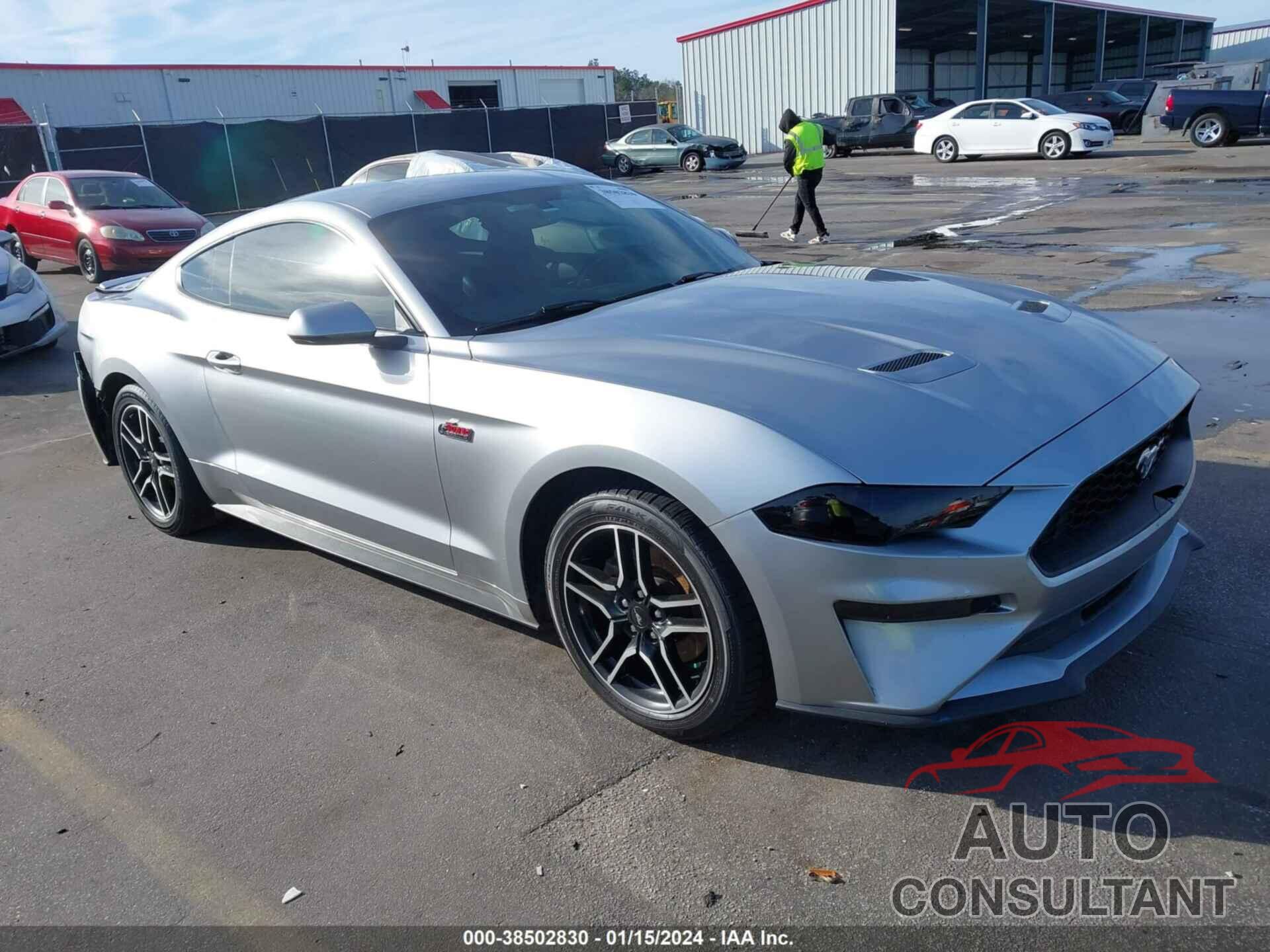 FORD MUSTANG 2020 - 1FA6P8TH2L5119073