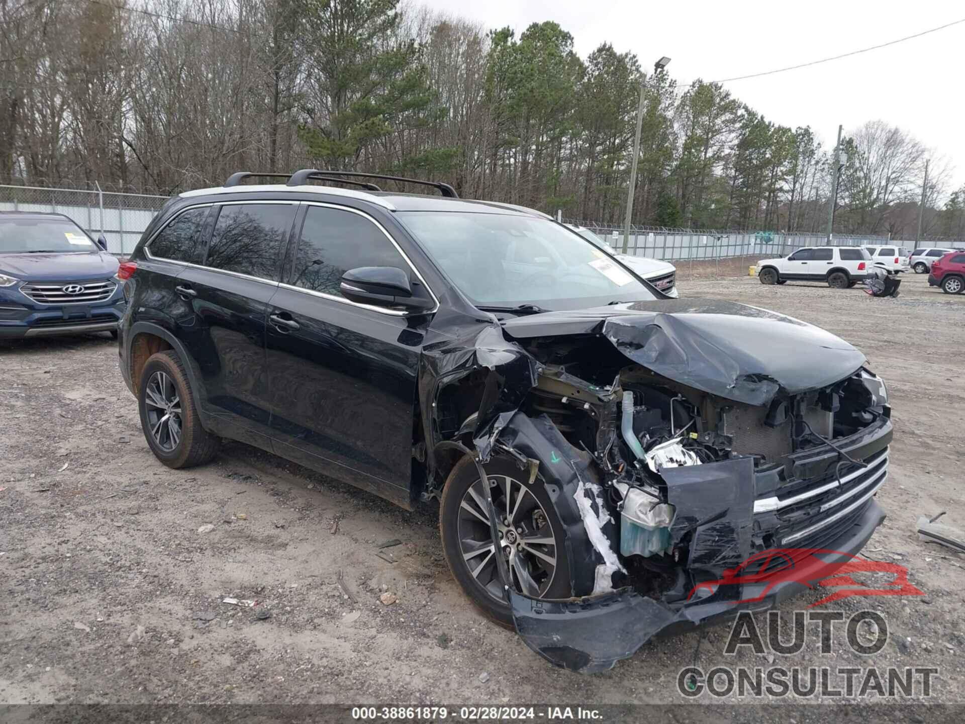 TOYOTA HIGHLANDER 2018 - 5TDZZRFH8JS275922