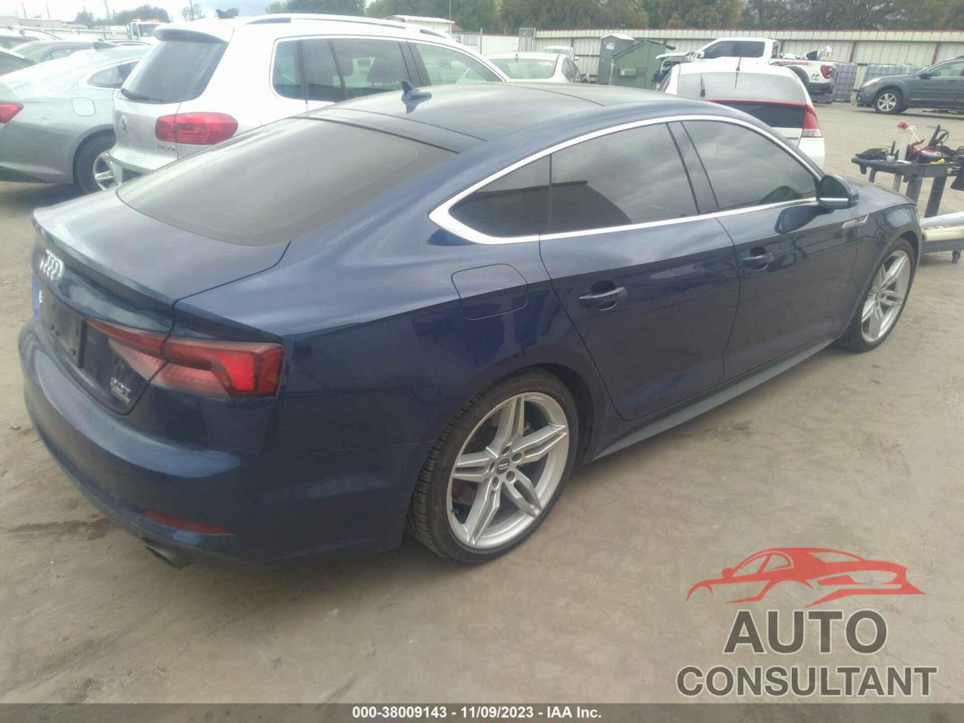 AUDI A5 2018 - WAUENCF58JA113943