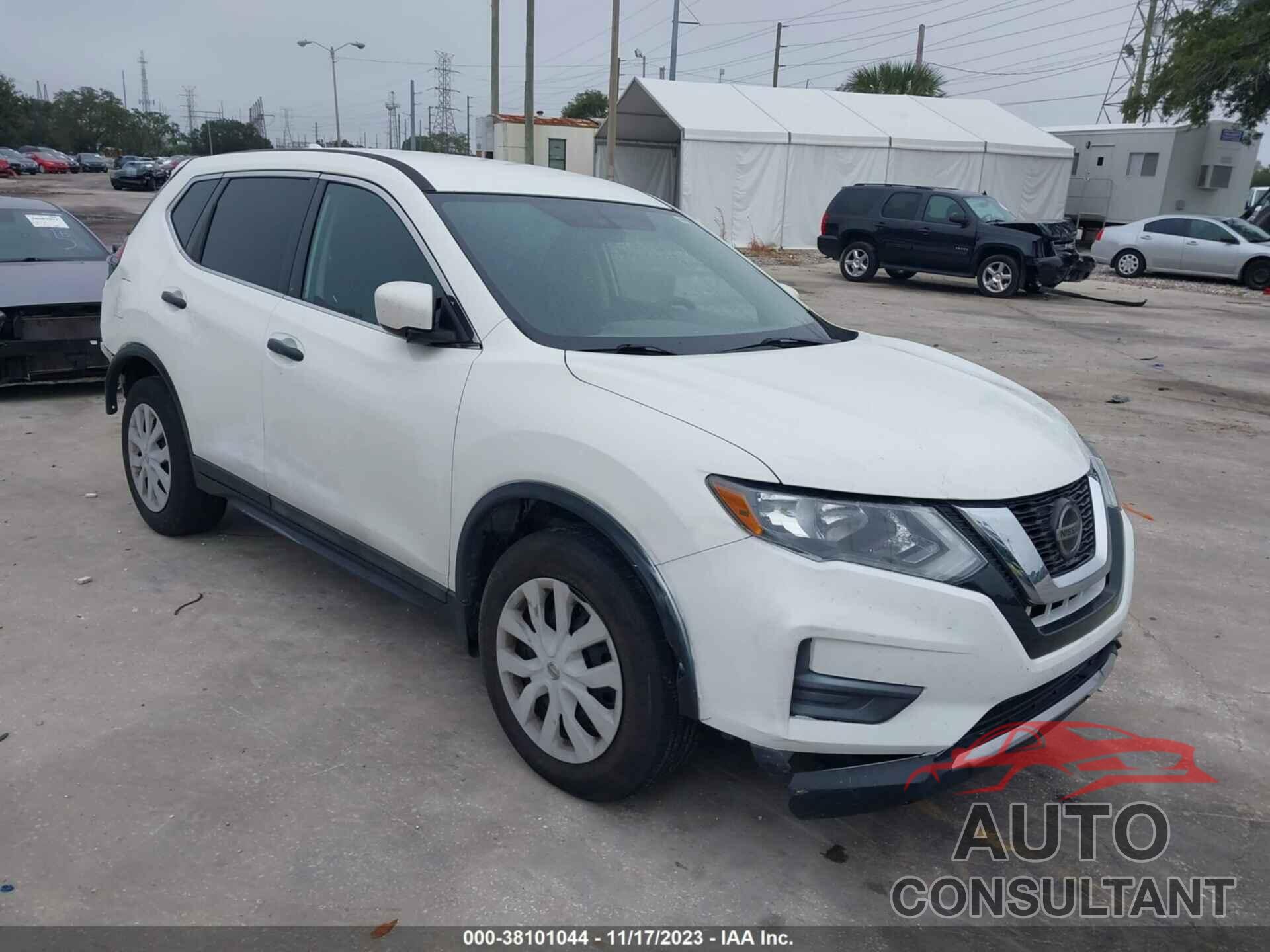 NISSAN ROGUE 2018 - 5N1AT2MT0JC774319