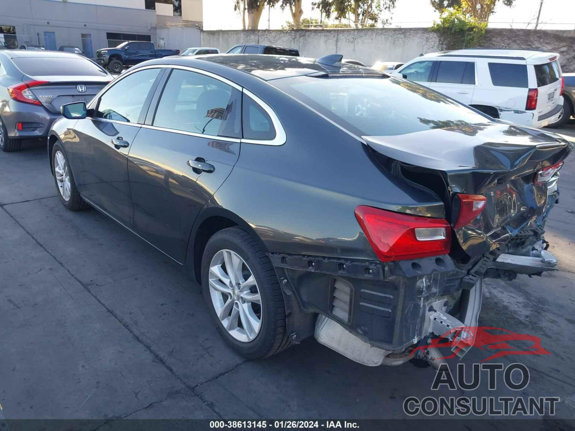 CHEVROLET MALIBU 2018 - 1G1ZD5ST6JF121607