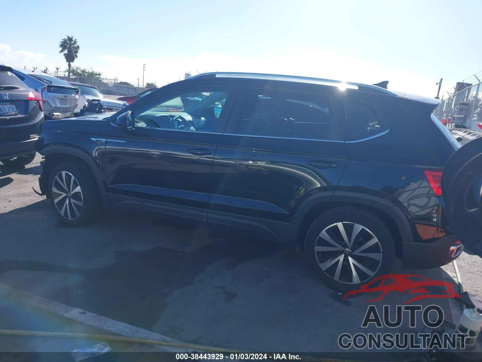 VOLKSWAGEN TAOS 2022 - 3VVTX7B2XNM032928