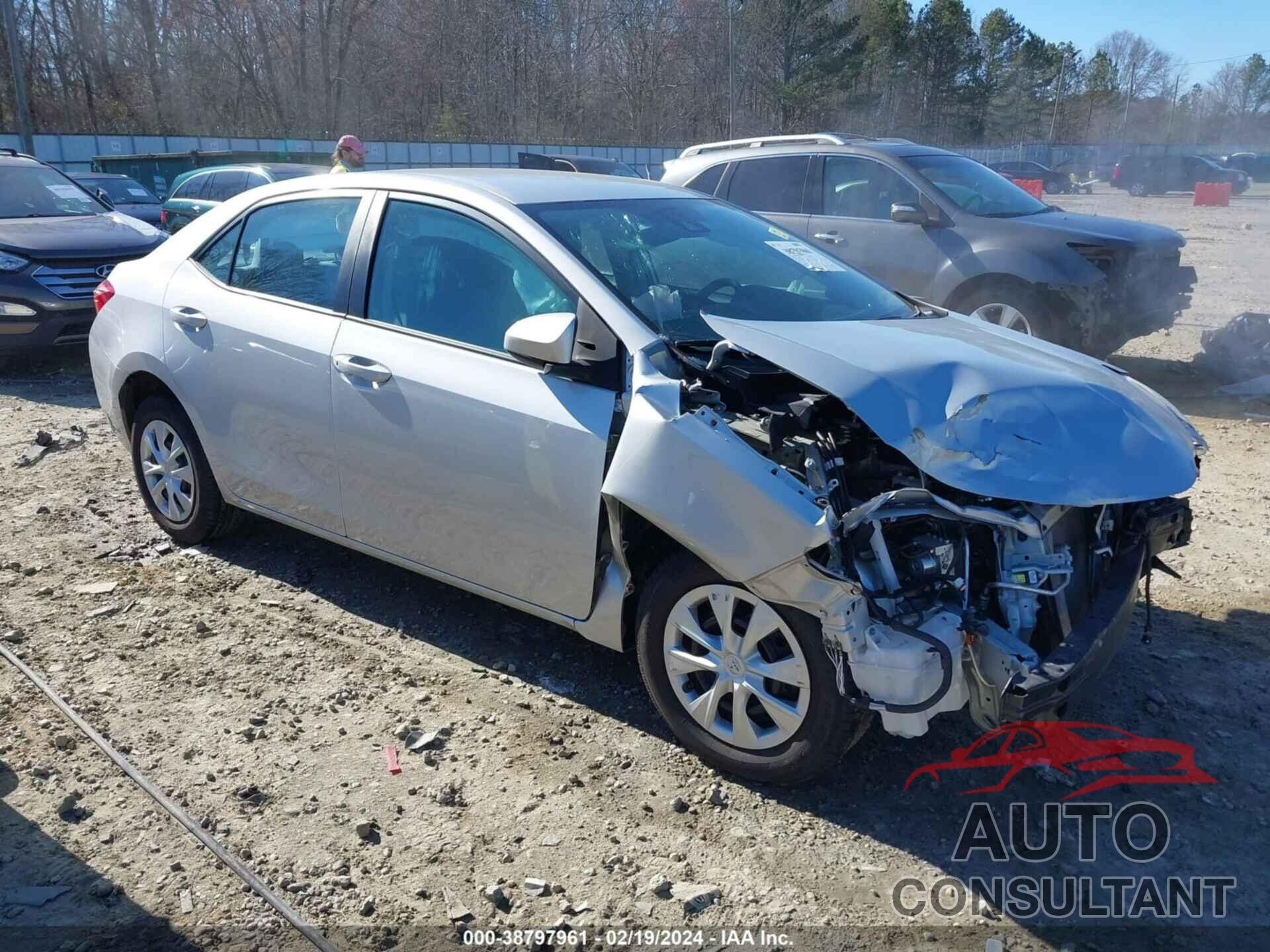 TOYOTA COROLLA 2019 - 2T1BURHE7KC225638