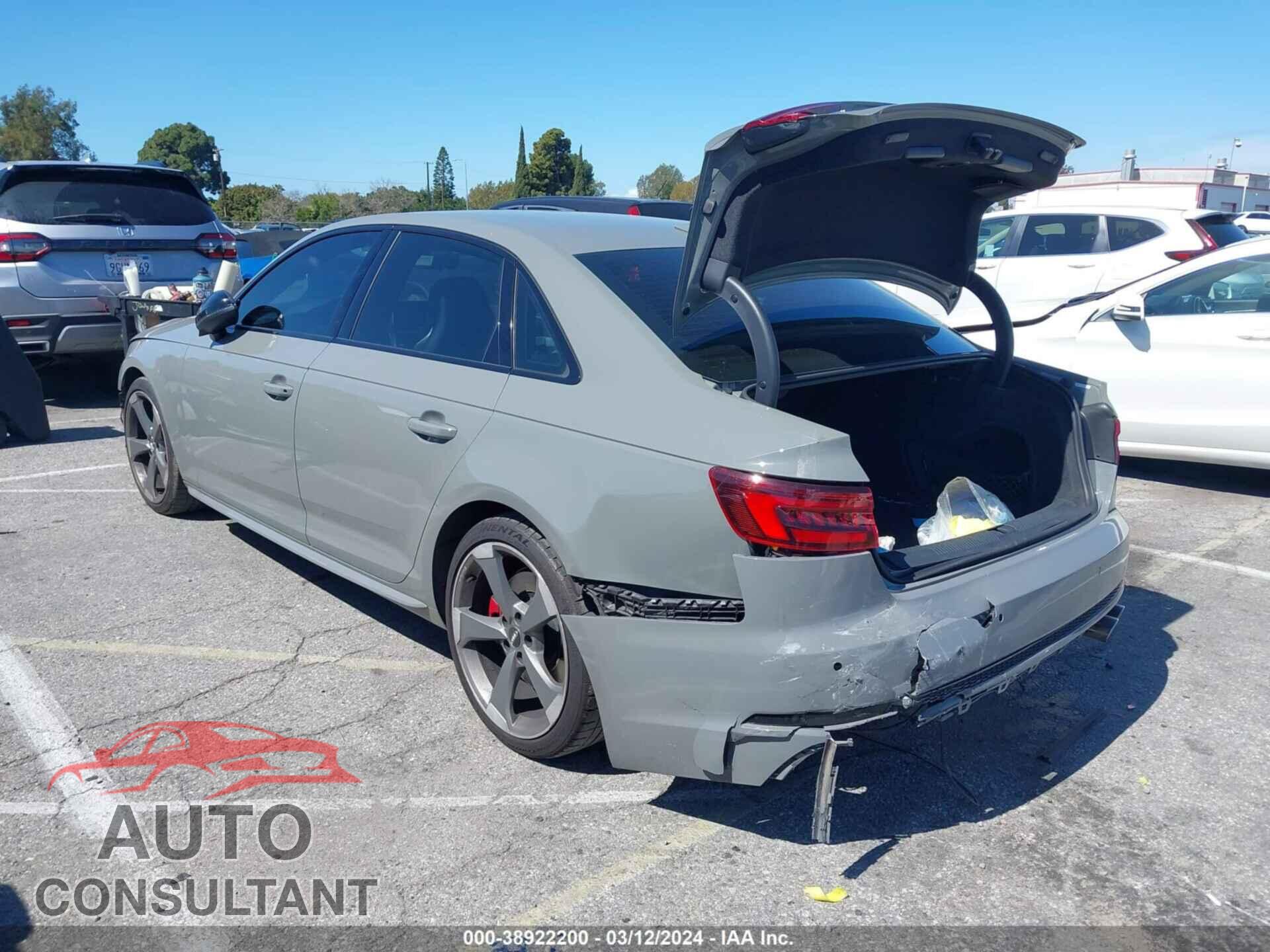 AUDI S4 2019 - WAUB4AF48KA003039