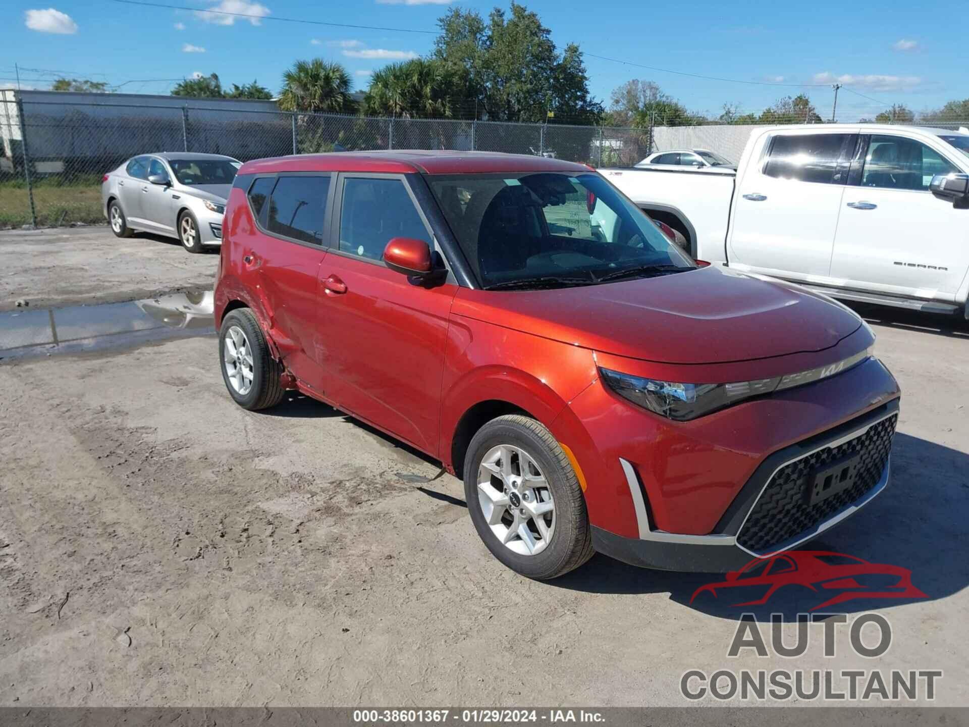 KIA SOUL 2023 - KNDJ23AU5P7876307