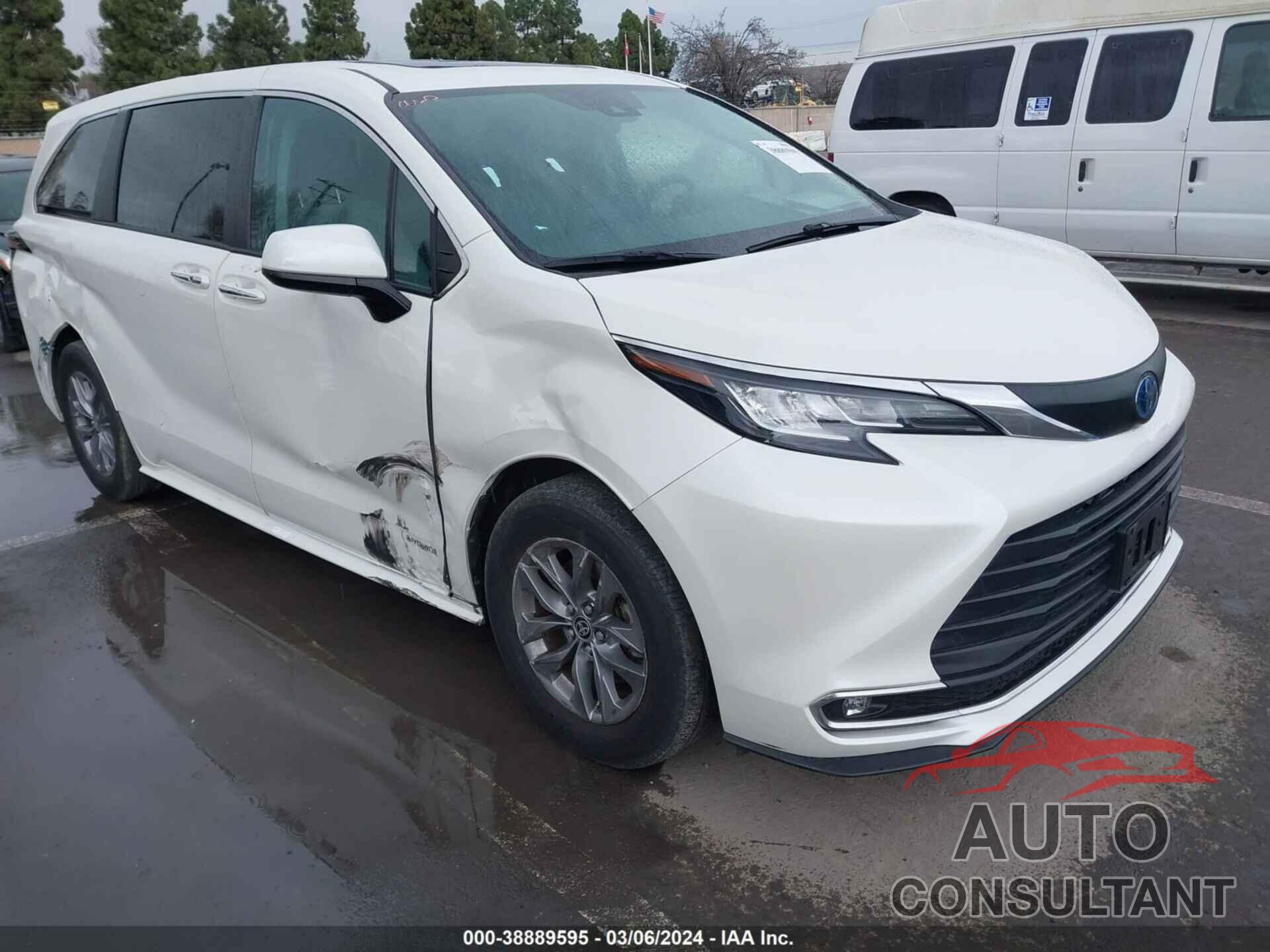 TOYOTA SIENNA 2021 - 5TDYSKFC1MS012347