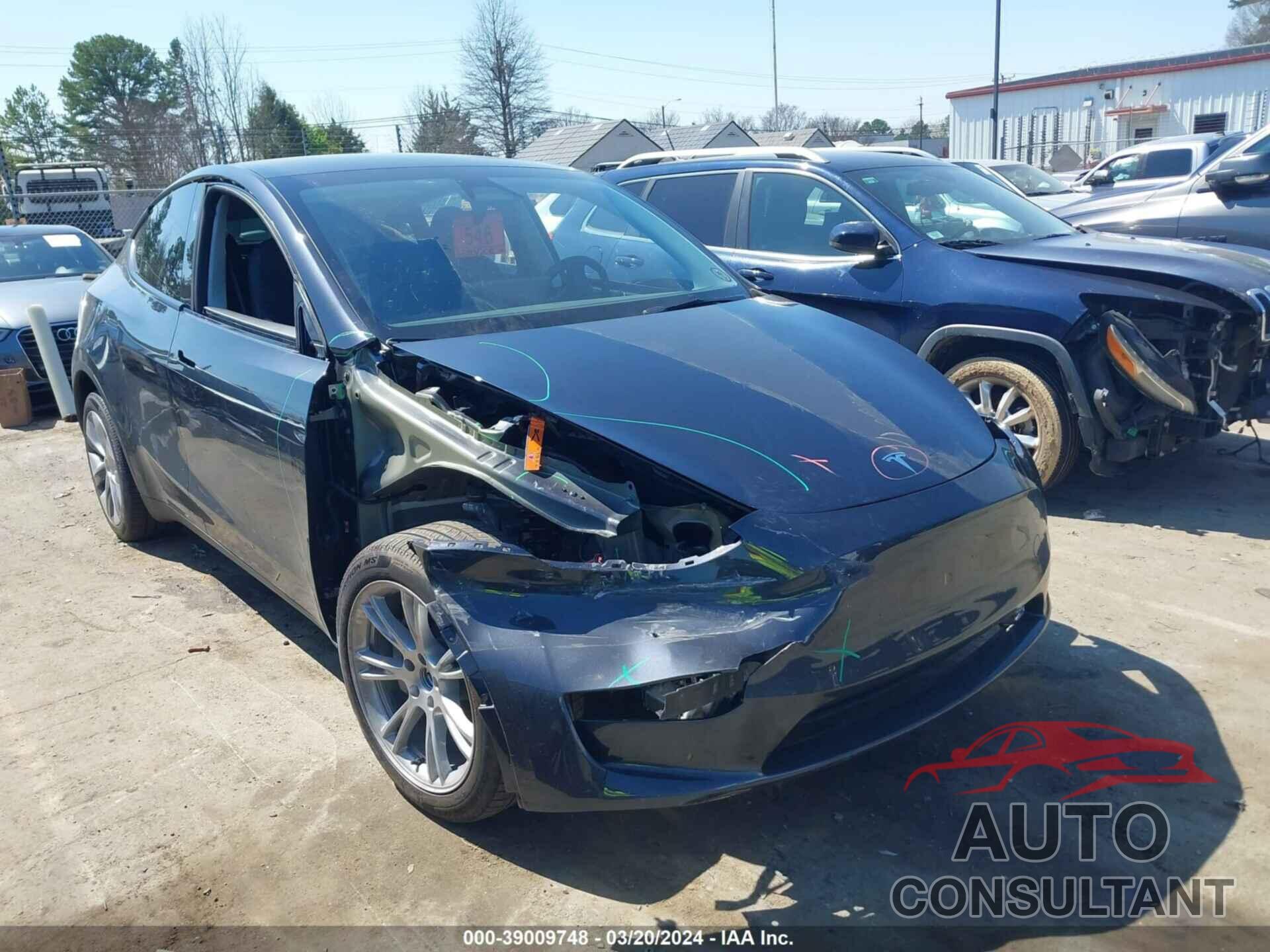 TESLA MODEL Y 2024 - 7SAYGDEE6RA233437