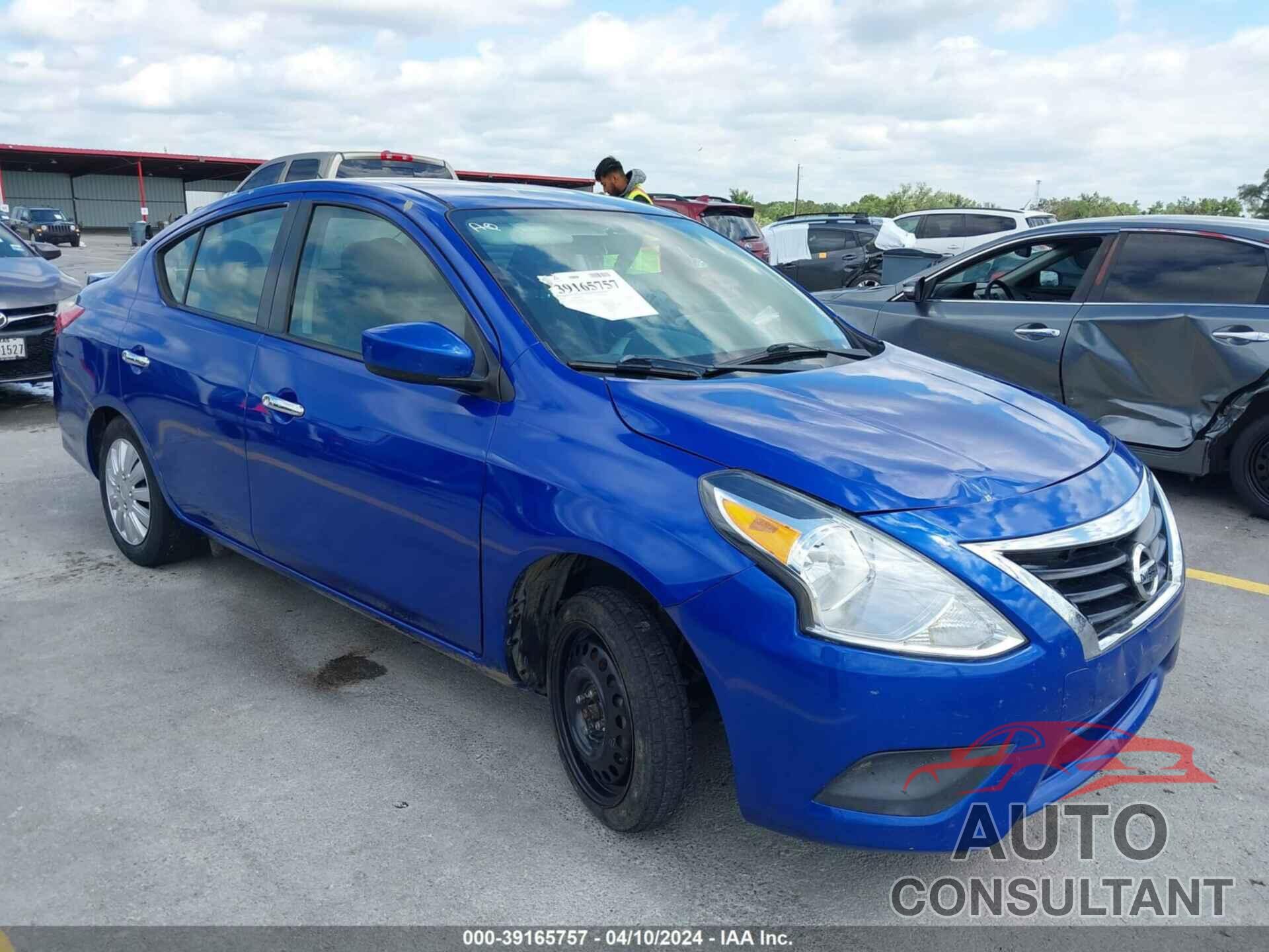 NISSAN VERSA 2017 - 3N1CN7AP5HL894307