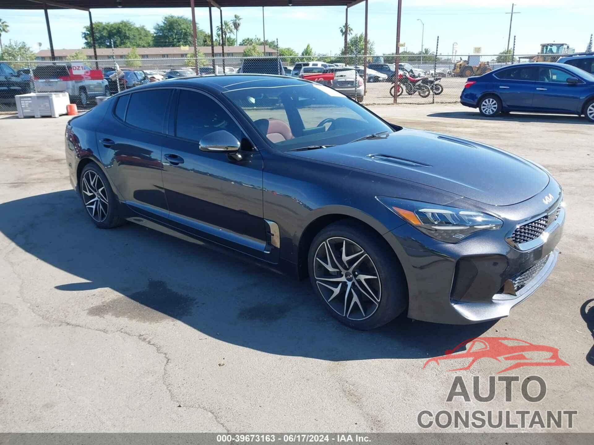 KIA STINGER 2022 - KNAE35LD1N6114809