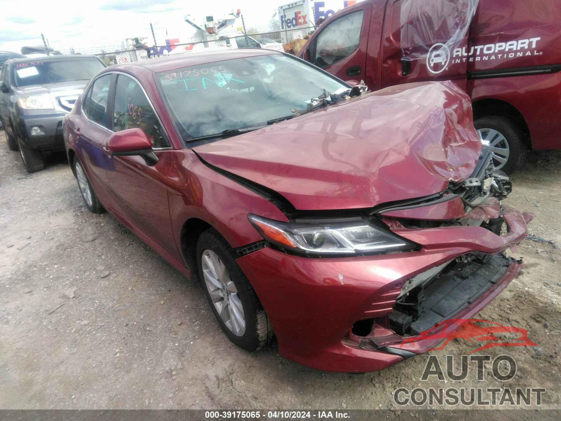 TOYOTA CAMRY 2019 - 4T1B11HK9KU718204