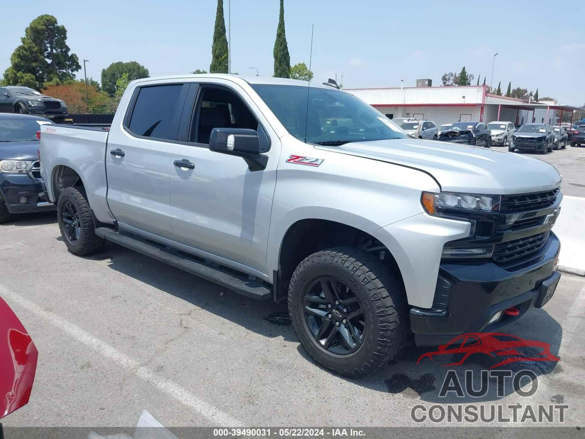 CHEVROLET SILVERADO 1500 2020 - 1GCPYFED2LZ287203