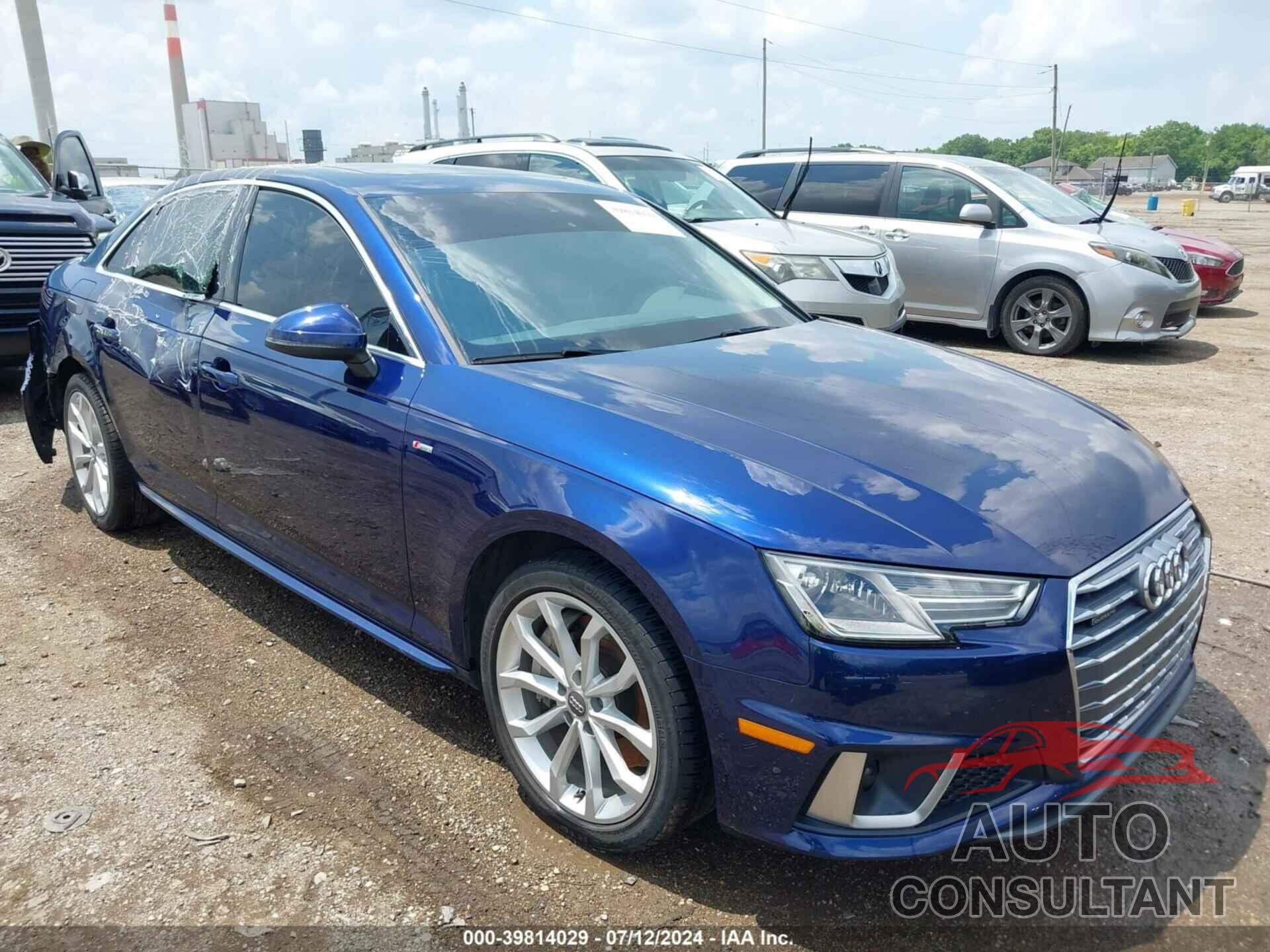 AUDI A4 2019 - WAUDNAF48KN019501