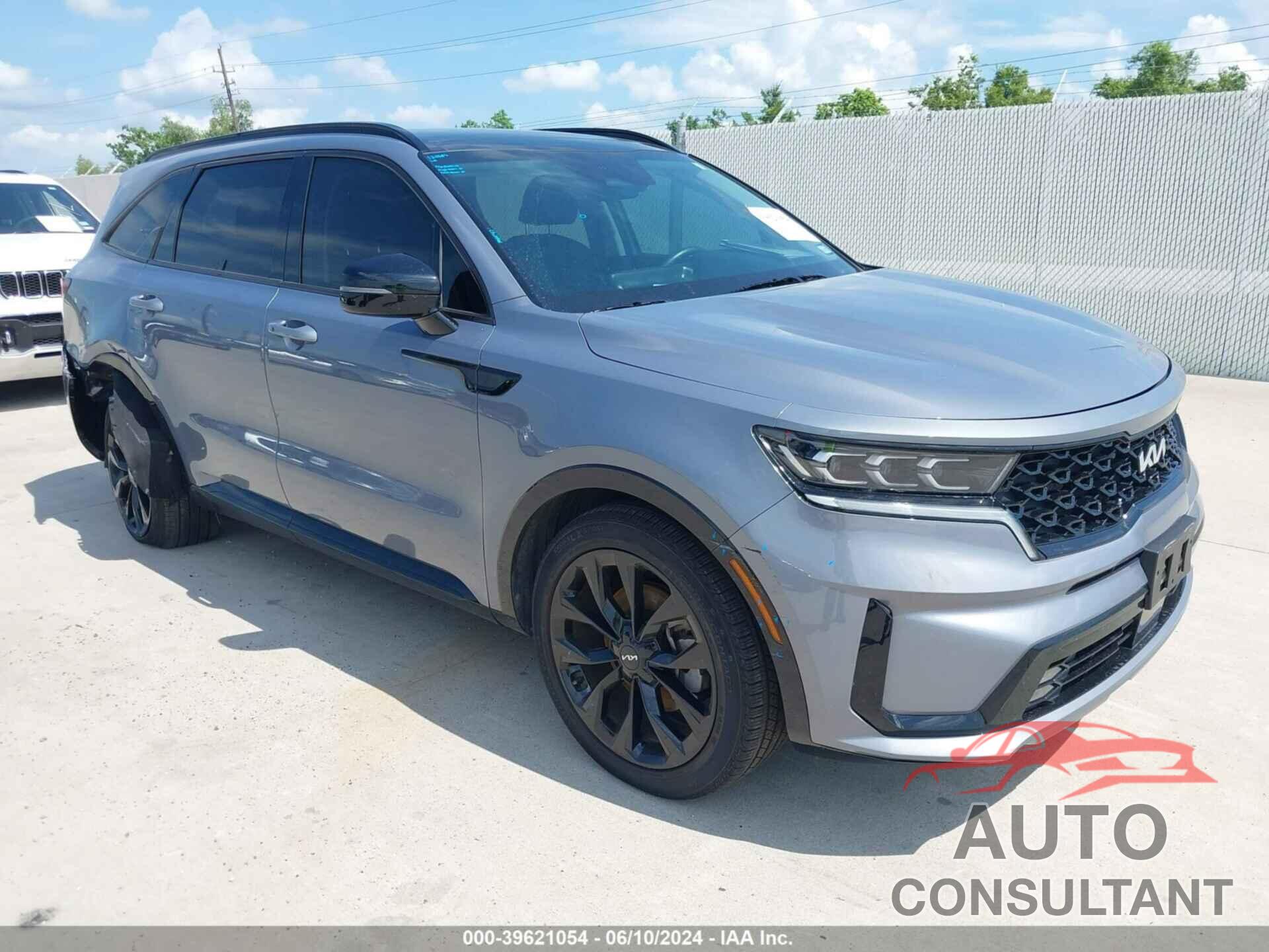 KIA SORENTO 2023 - 5XYRK4LF8PG198162