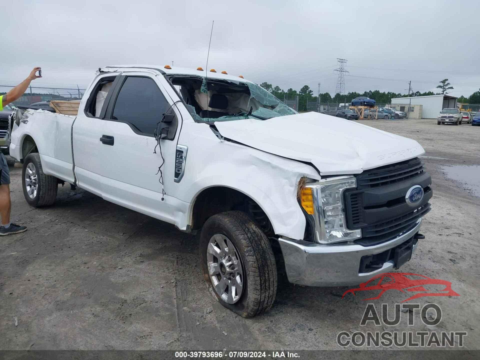 FORD F-250 2017 - 1FT7X2B60HEB60899