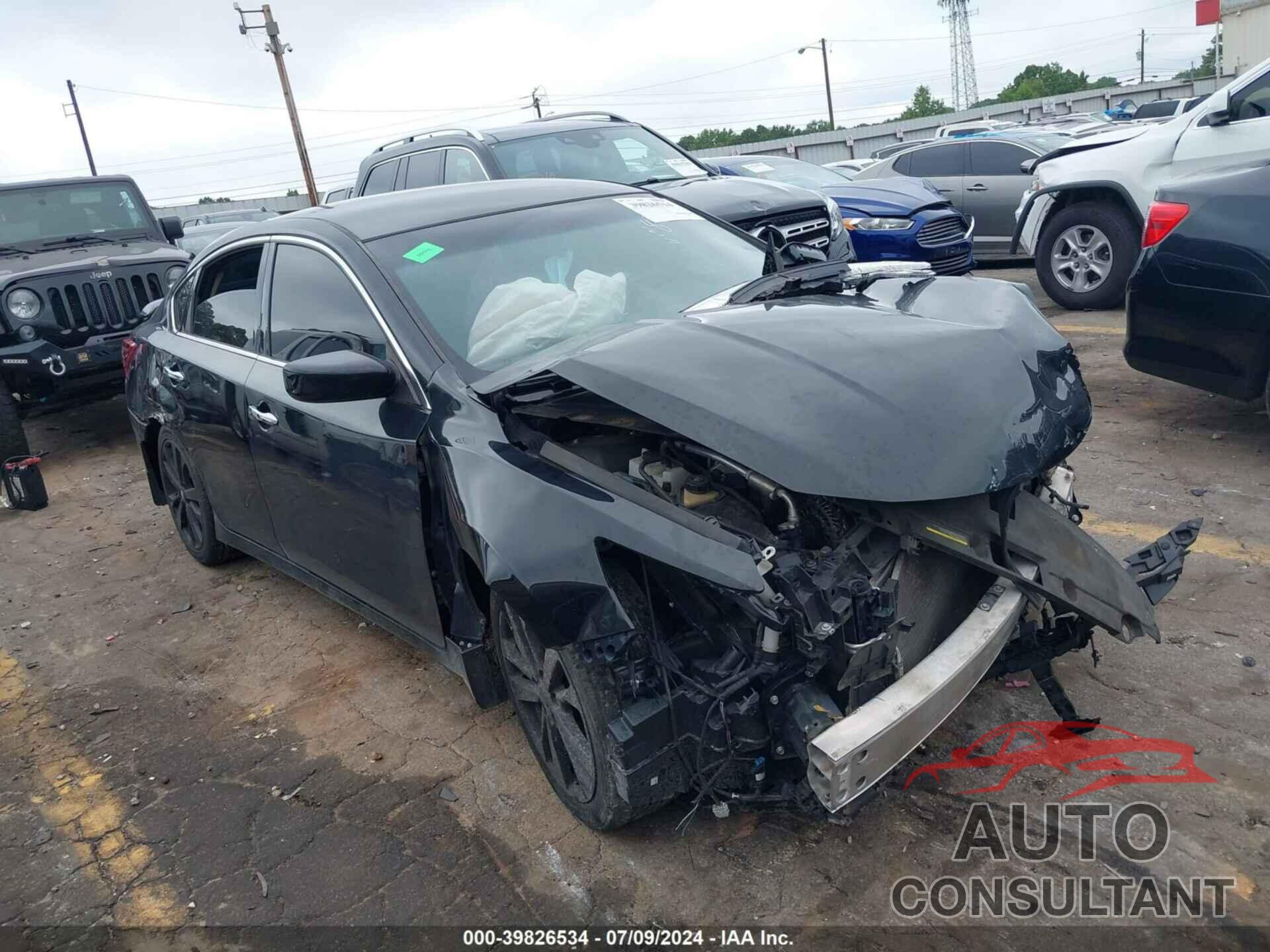 NISSAN ALTIMA 2018 - 1N4AL3AP0JC158773