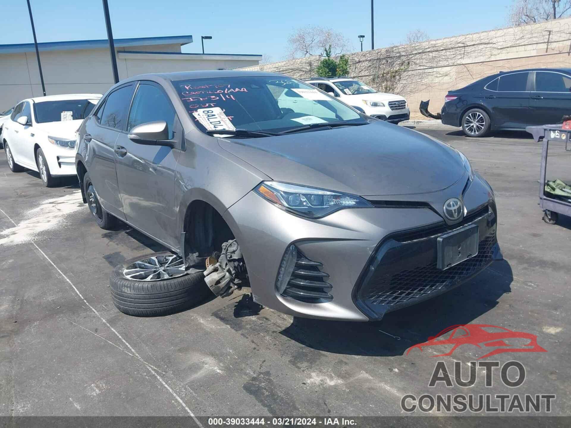 TOYOTA COROLLA 2017 - 5YFBURHE5HP684014
