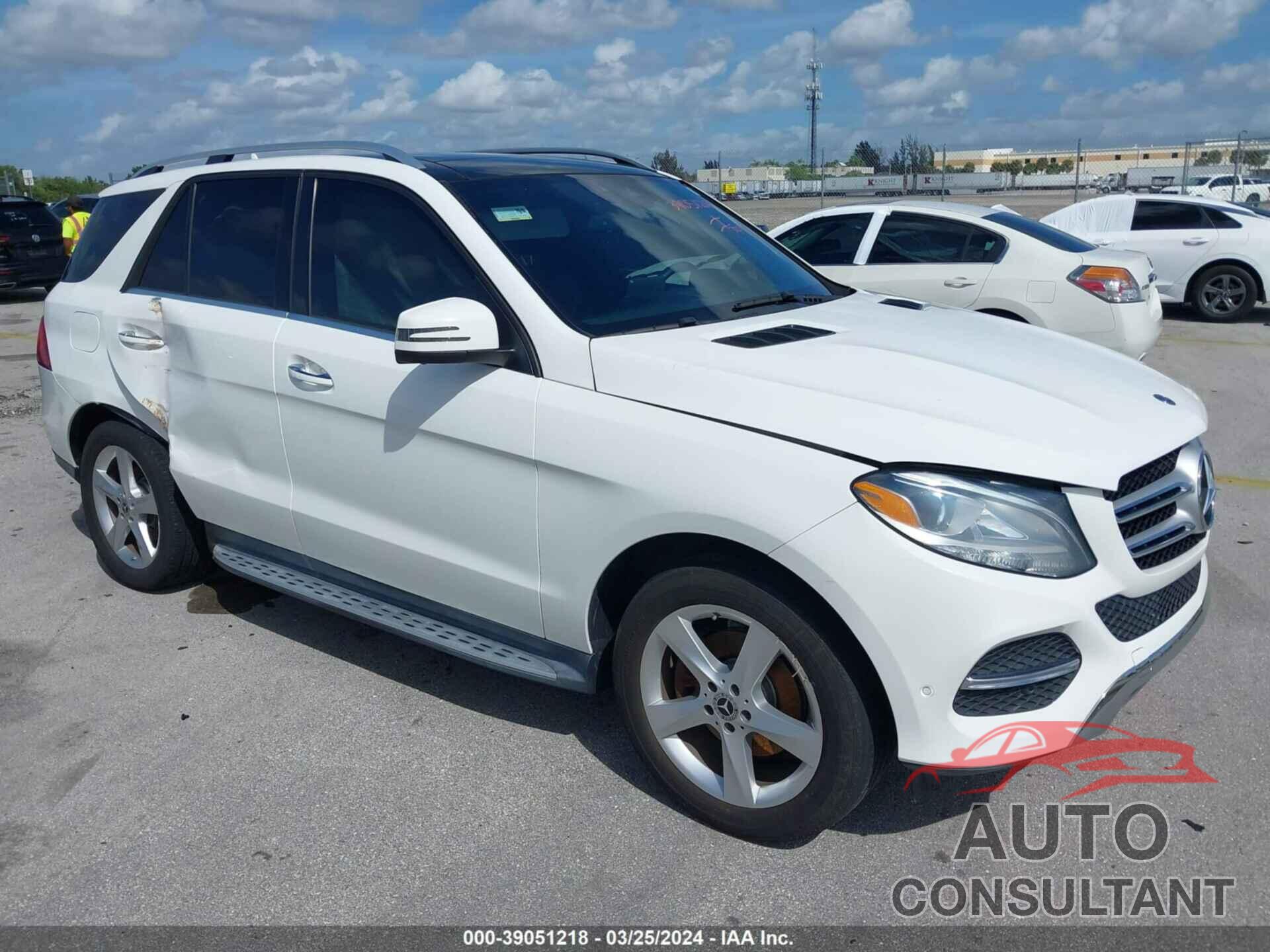 MERCEDES-BENZ GLE 350 2018 - 4JGDA5JB1JB019119