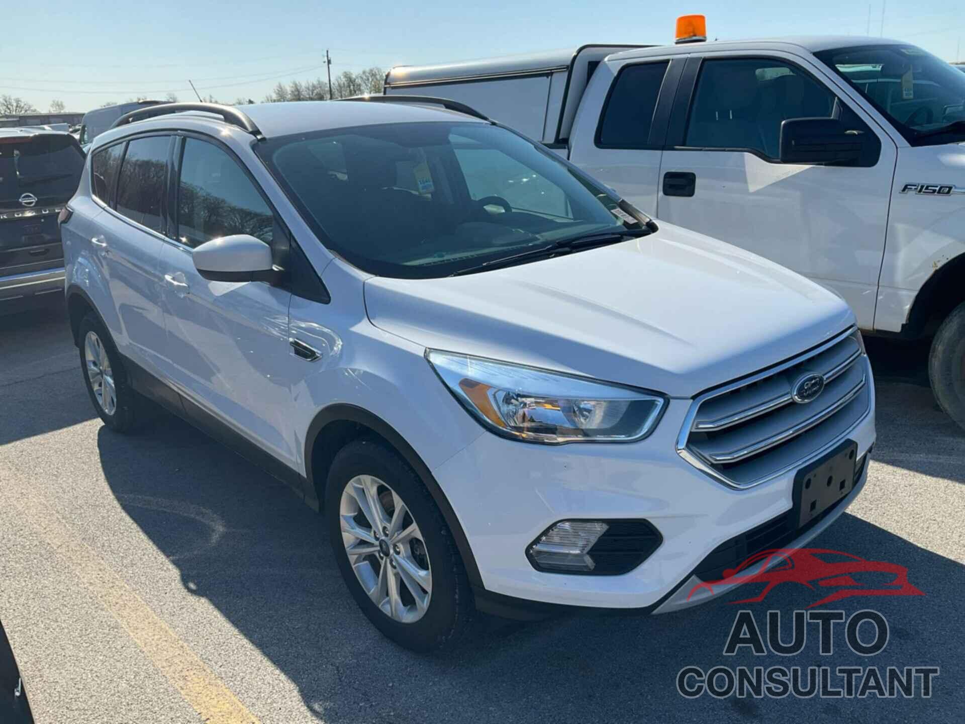 FORD ESCAPE 2018 - 1FMCU9GD3JUC13285