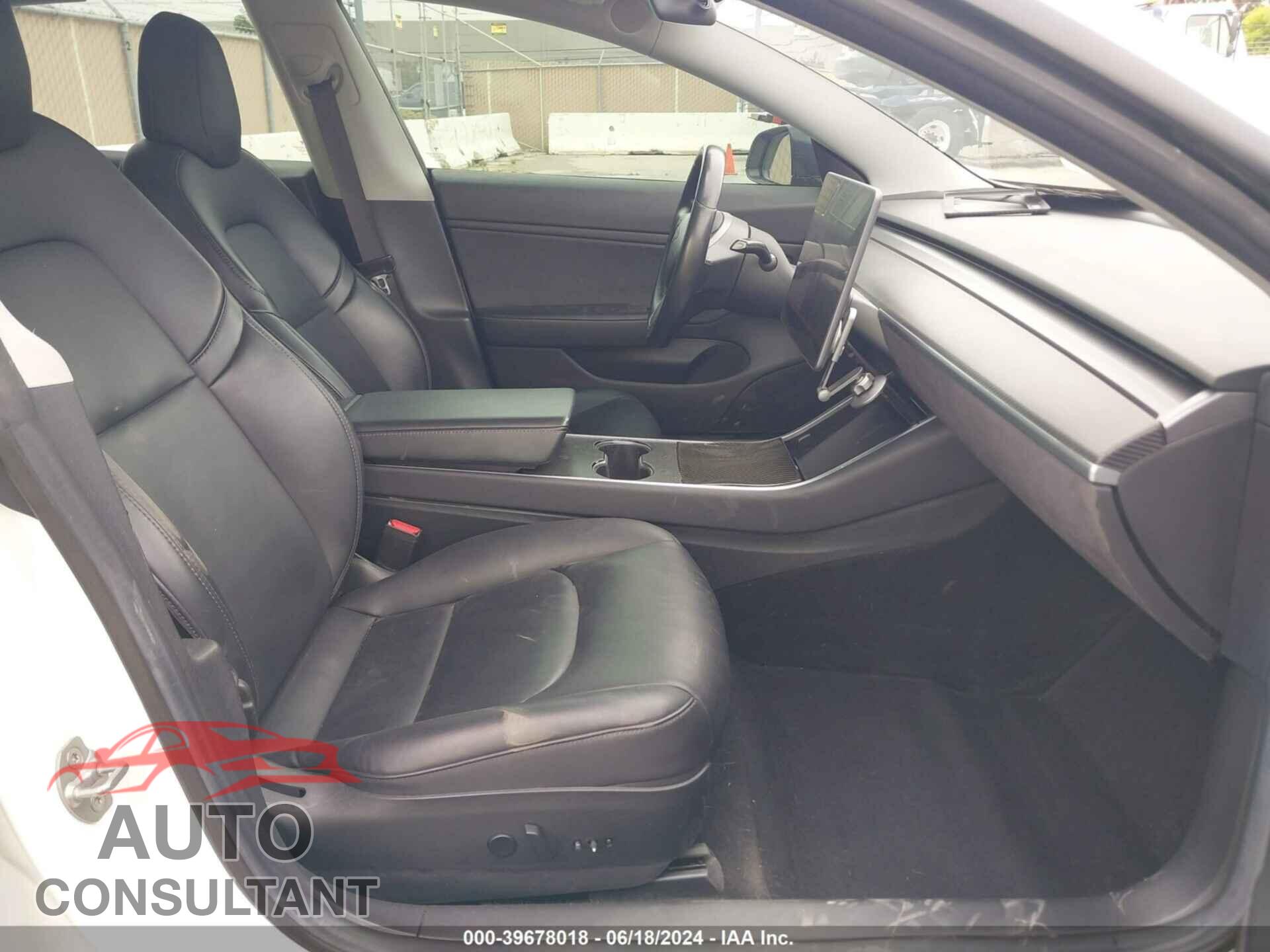 TESLA MODEL 3 2018 - 5YJ3E1EA7JF007584