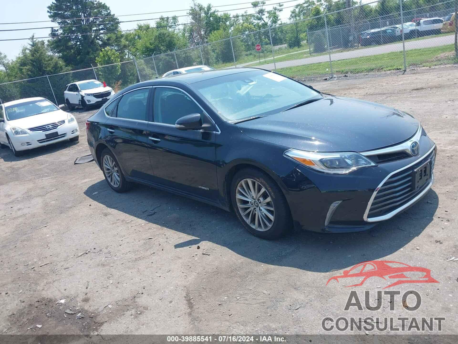 TOYOTA AVALON HYBRID 2018 - 4T1BD1EB4JU059734