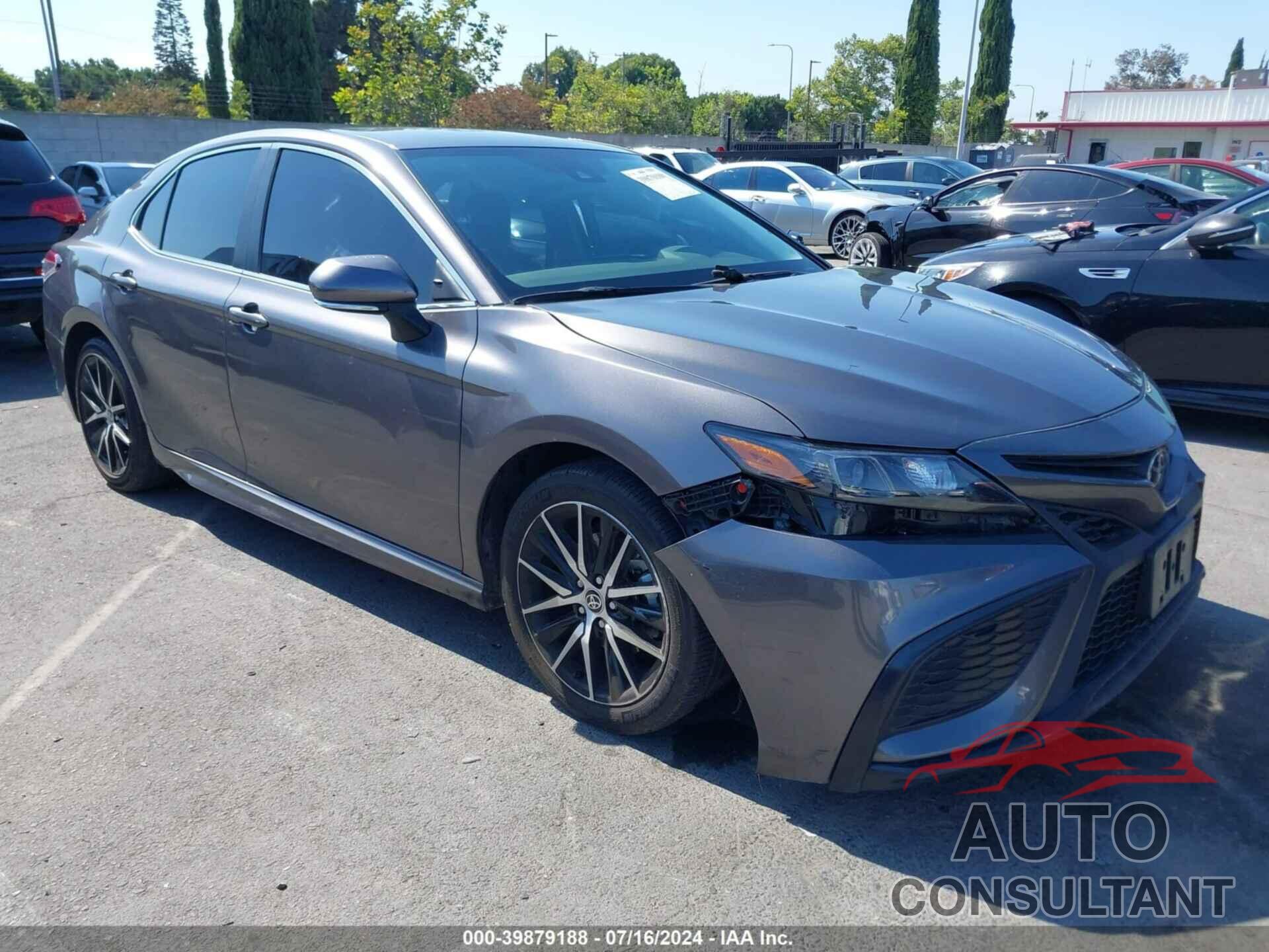 TOYOTA CAMRY 2022 - 4T1T11AK6NU701525