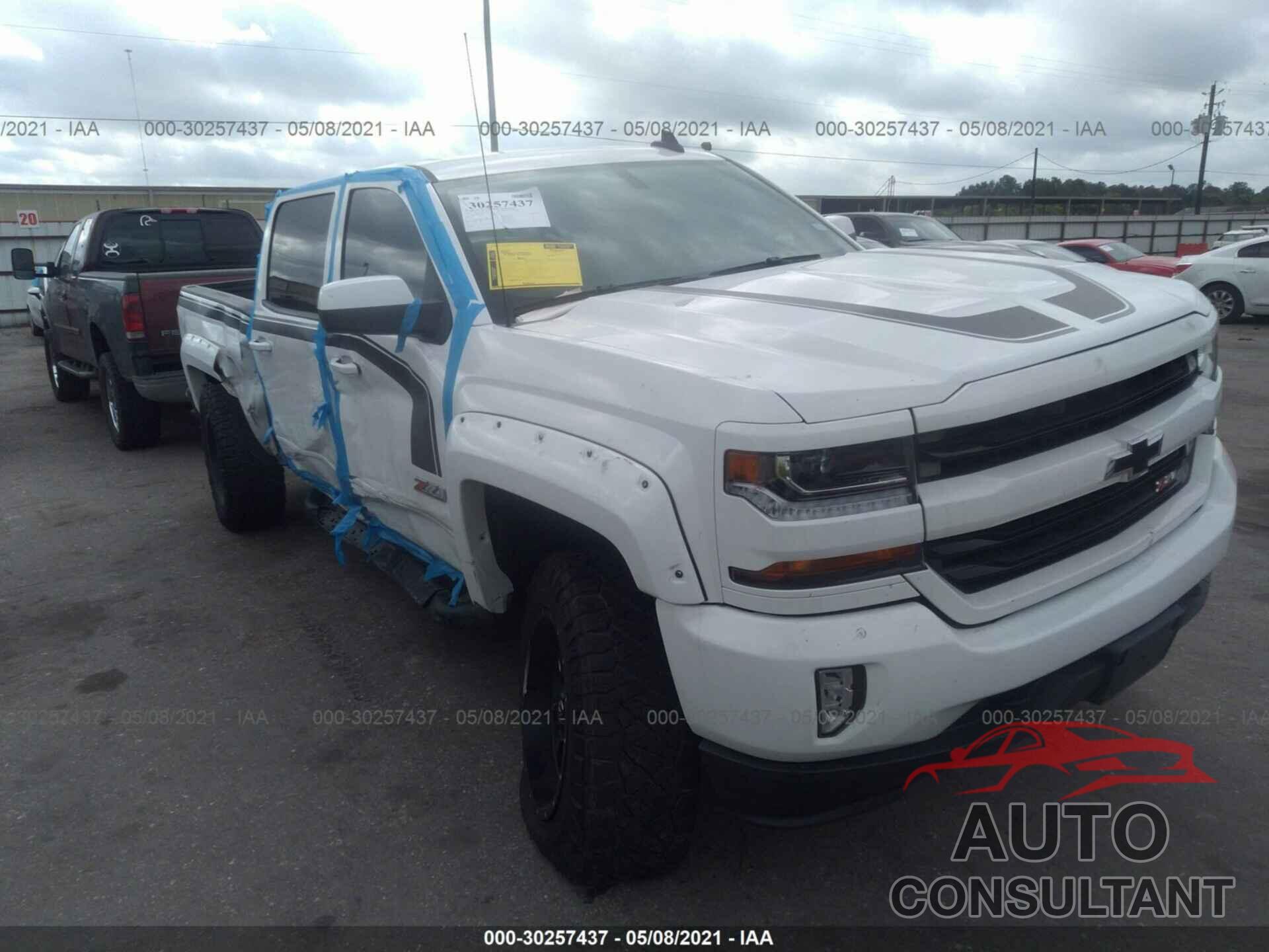 CHEVROLET SILVERADO 1500 2017 - 3GCUKREC6HG237649