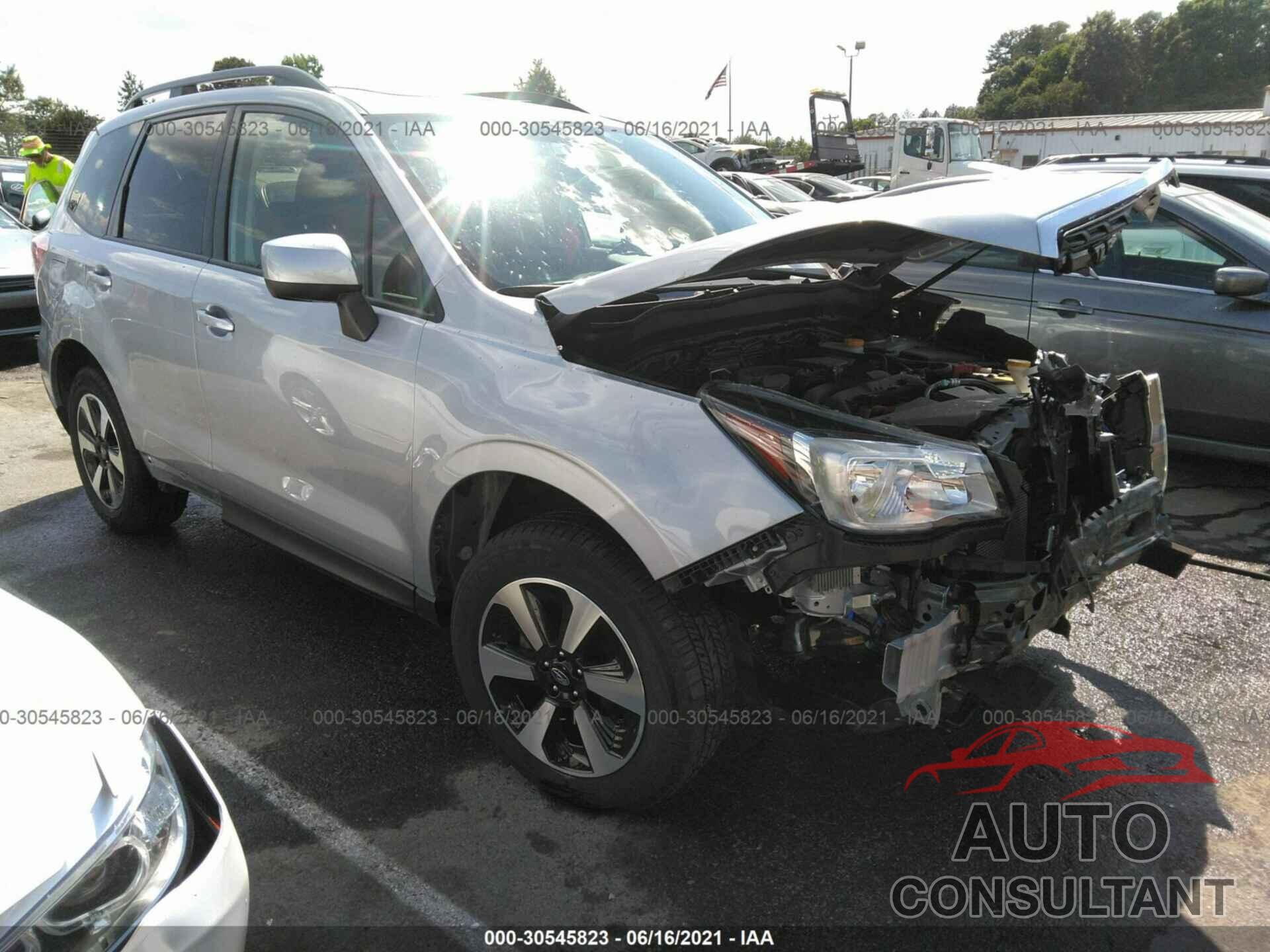 SUBARU FORESTER 2017 - JF2SJAEC4HH485241