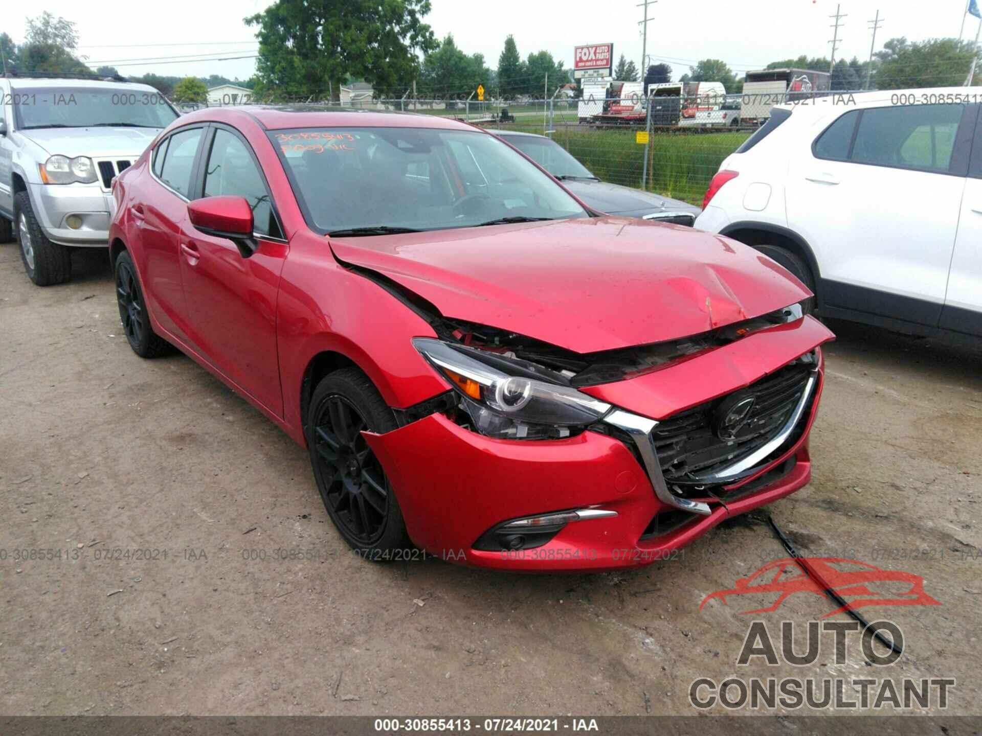 MAZDA MAZDA3 4-DOOR 2018 - 3MZBN1W34JM169869