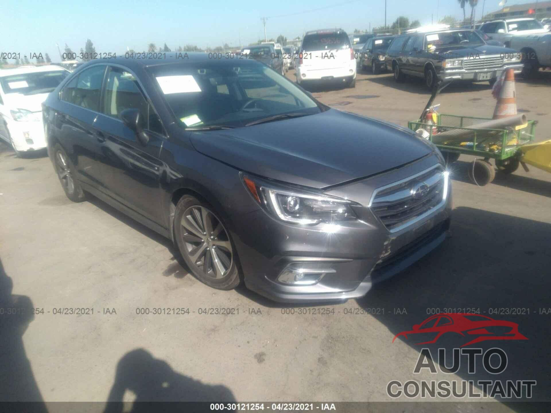 SUBARU LEGACY 2018 - 4S3BNAN68J3013799