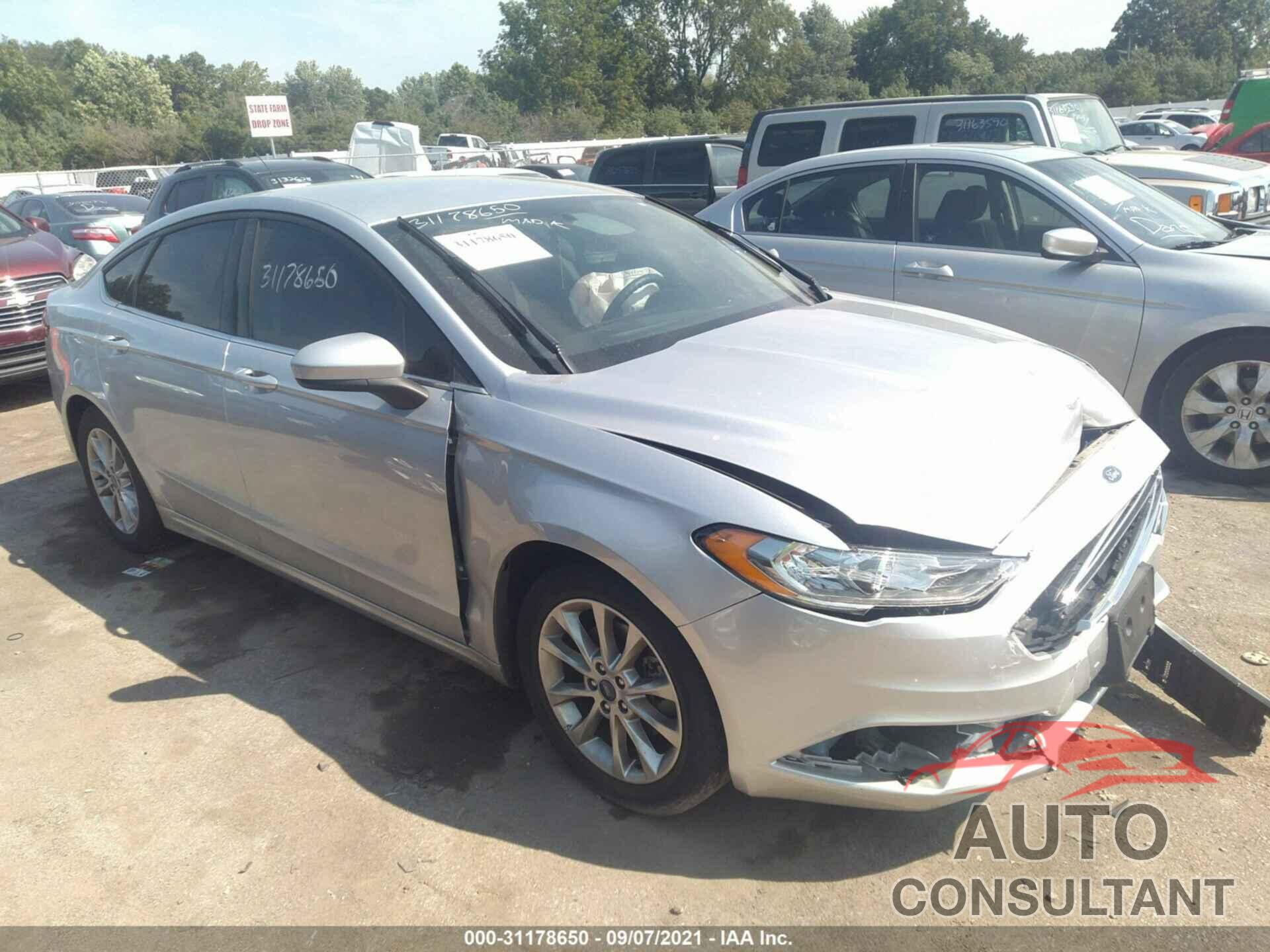 FORD FUSION 2017 - 3FA6P0HD9HR272013