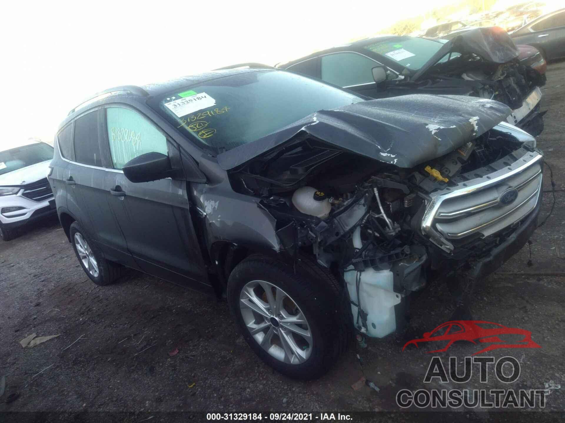 FORD ESCAPE 2018 - 1FMCU0GD2JUD18105