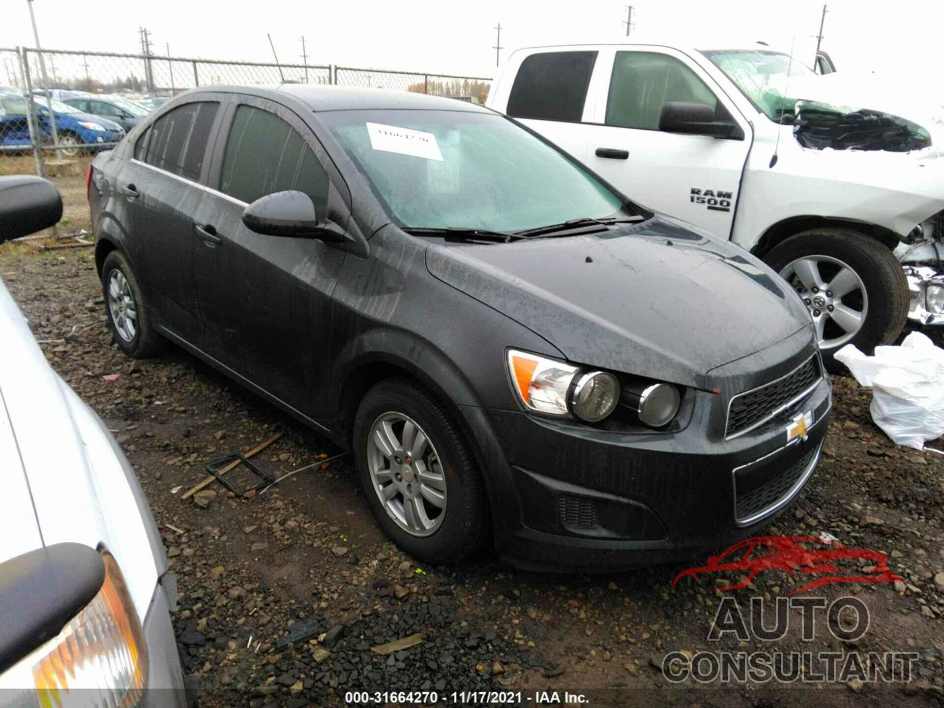 CHEVROLET SONIC 2016 - 1G1JC5SH7G4123964
