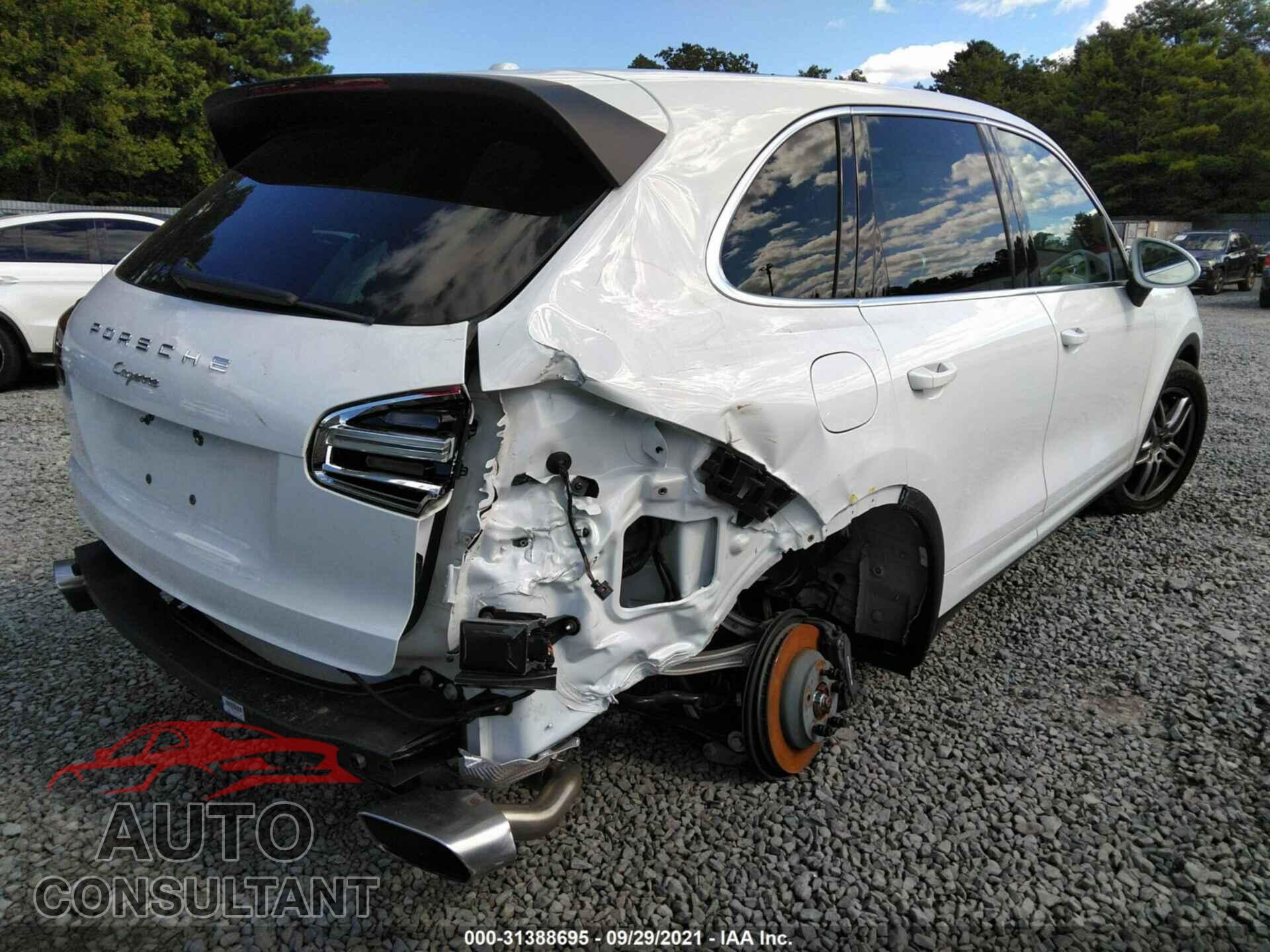 PORSCHE CAYENNE 2016 - WP1AA2A22GLA09139