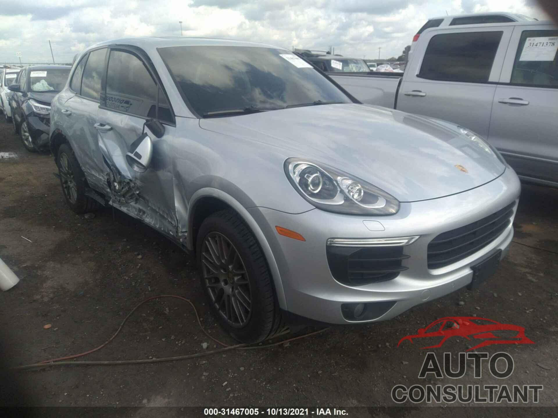 PORSCHE CAYENNE 2017 - WP1AA2A22HKA82972