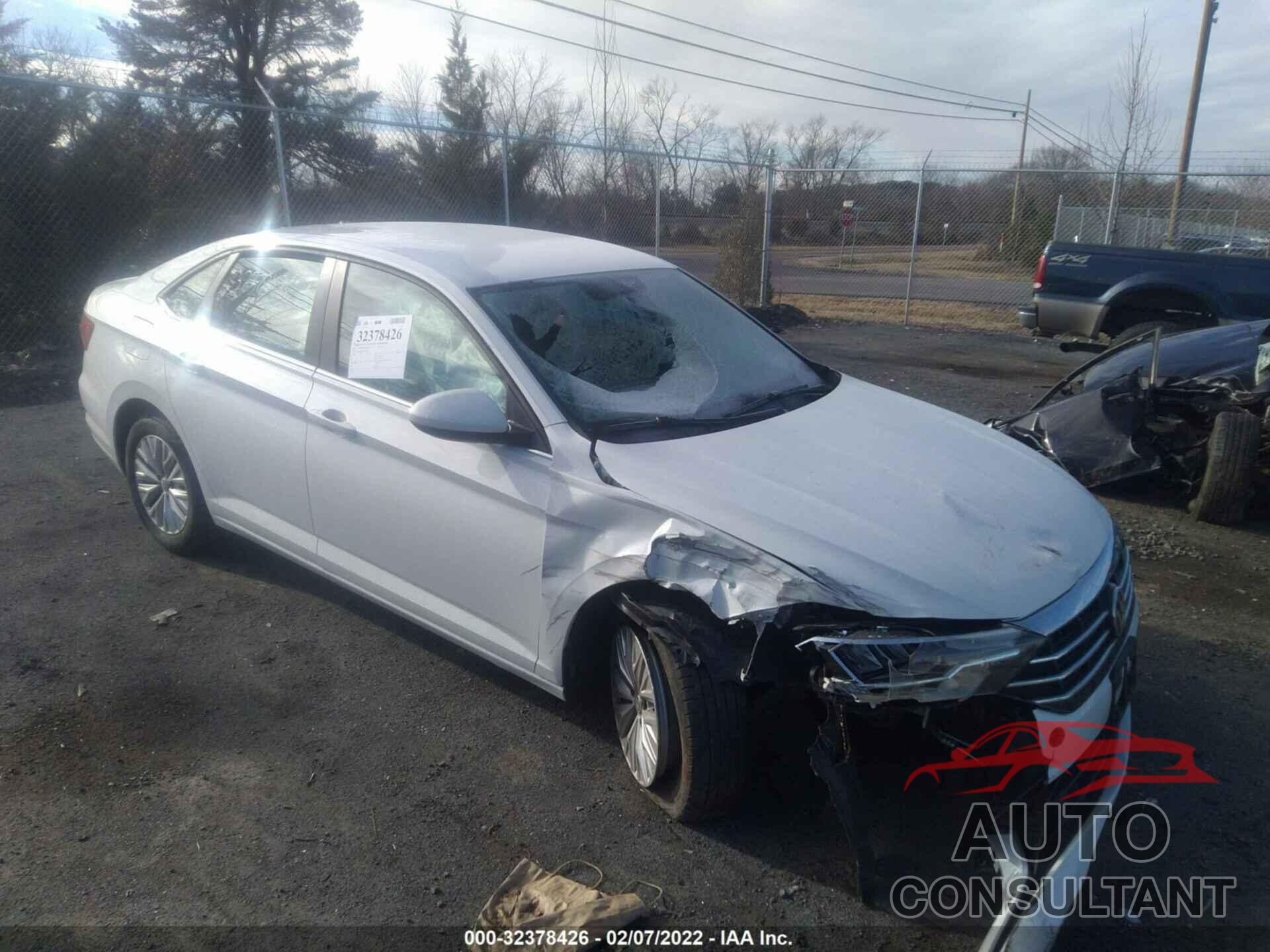 VOLKSWAGEN JETTA 2019 - 3VWC57BU3KM207793