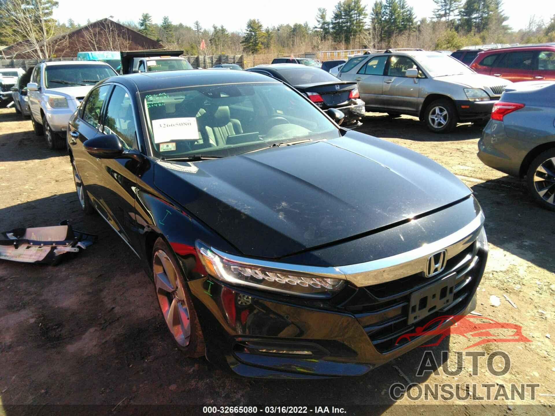 HONDA ACCORD SEDAN 2018 - 1HGCV2F95JA012044