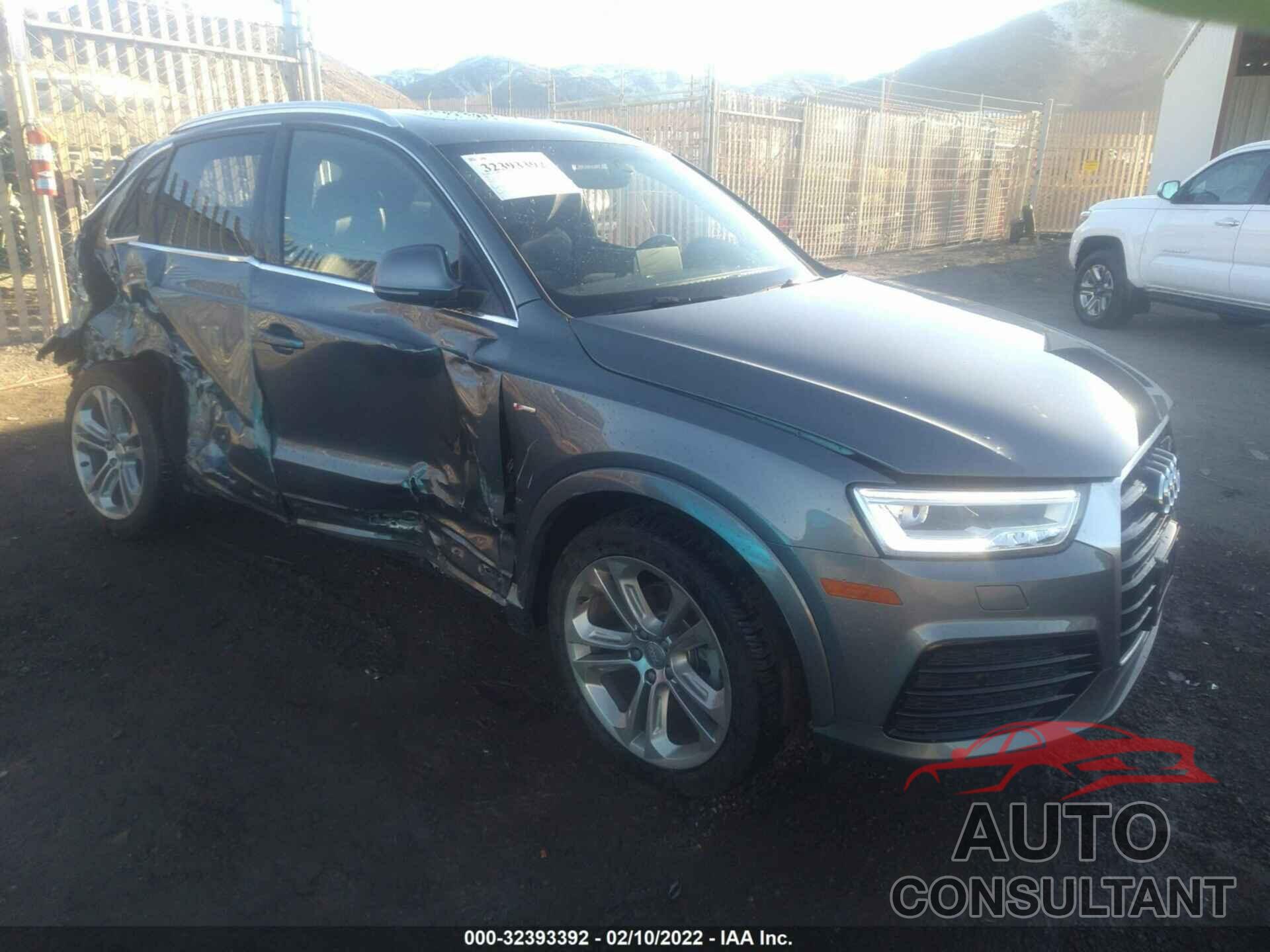 AUDI Q3 2017 - WA1GCCFS0HR015096