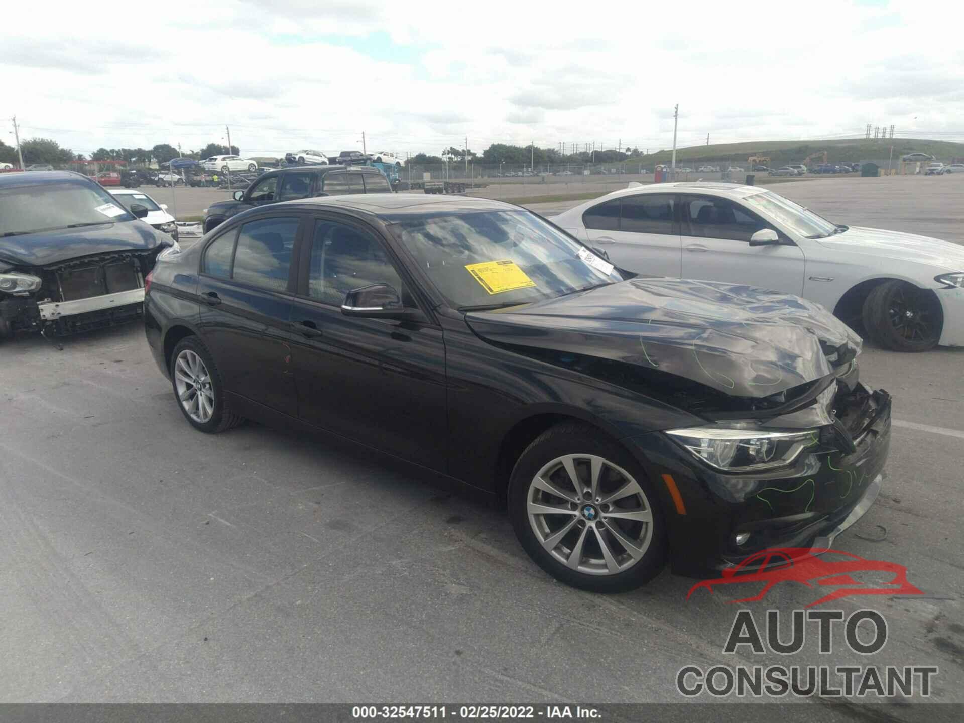 BMW 3 SERIES 2018 - WBA8E5G50JNU45746