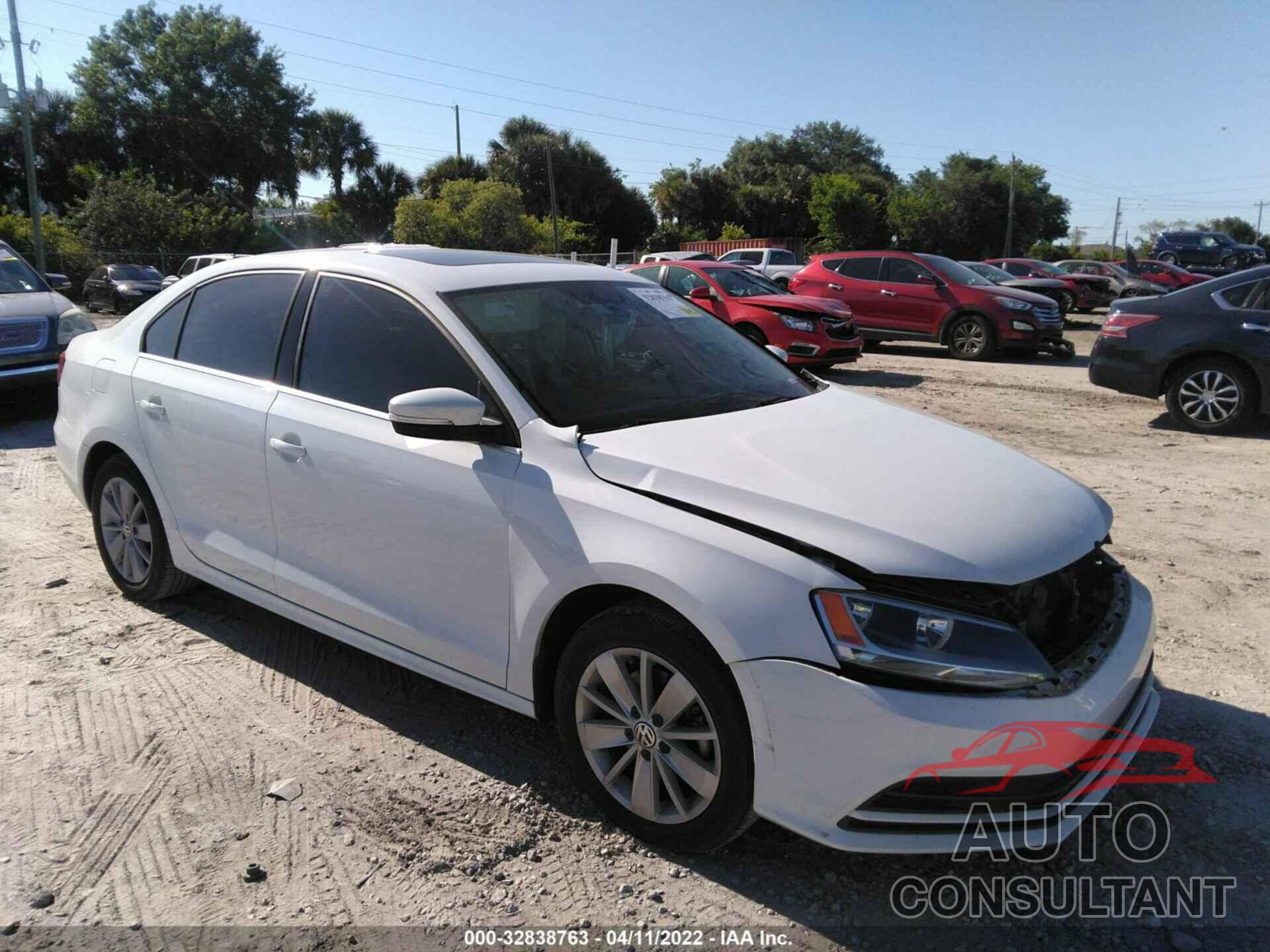 VOLKSWAGEN JETTA SEDAN 2016 - 3VWD67AJ3GM403541