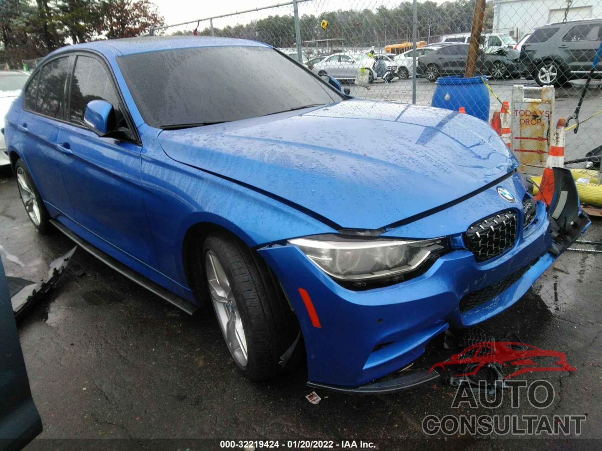 BMW 3 SERIES 2018 - WBA8B7C54JA576650